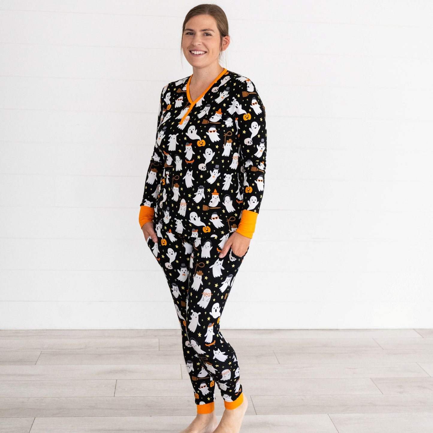 Little Sleepies Women's Halloween Pajama Bottoms, Jogger-Style PJ Pants, Viscose from Bamboo Pajamas, Family Matching Outfits, Friendly Ghosts, XL