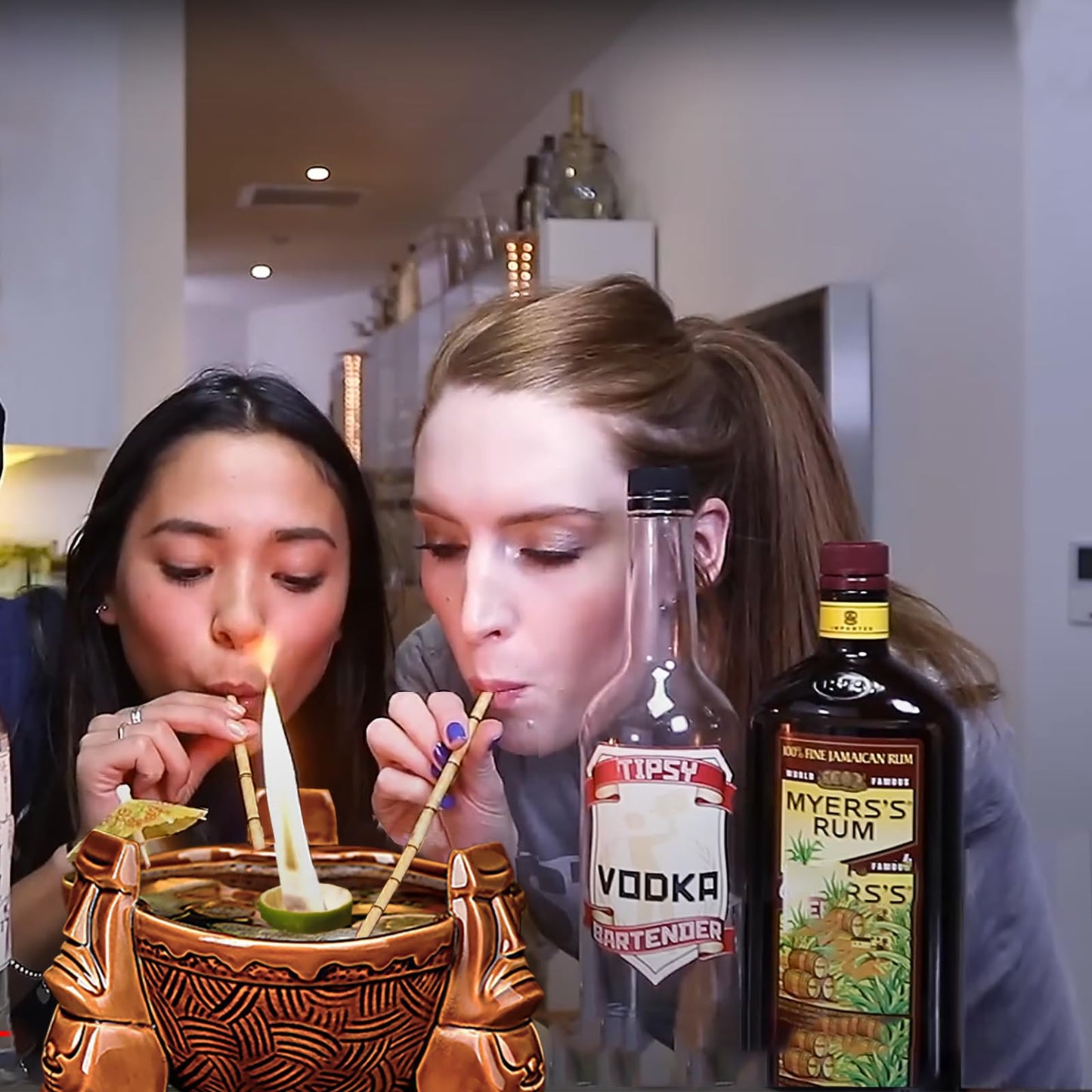 WINISH Scorpion Bowl, Tiki Bowl,Food Grade Ceramic Decorative Bowl, Pedestal Decorative Bowl, Party Serveware for Cocktails, Tiki Drinkware for Bar, Party, Holidays, and More