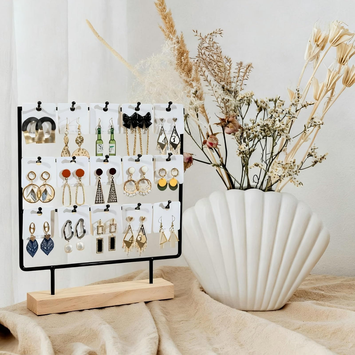 sanbeitang Earring Display Stand for Vendors, 3 Tier Black Wood Earring Rack with 15 Hooks, Stand Holder for Selling for Earring Keychains