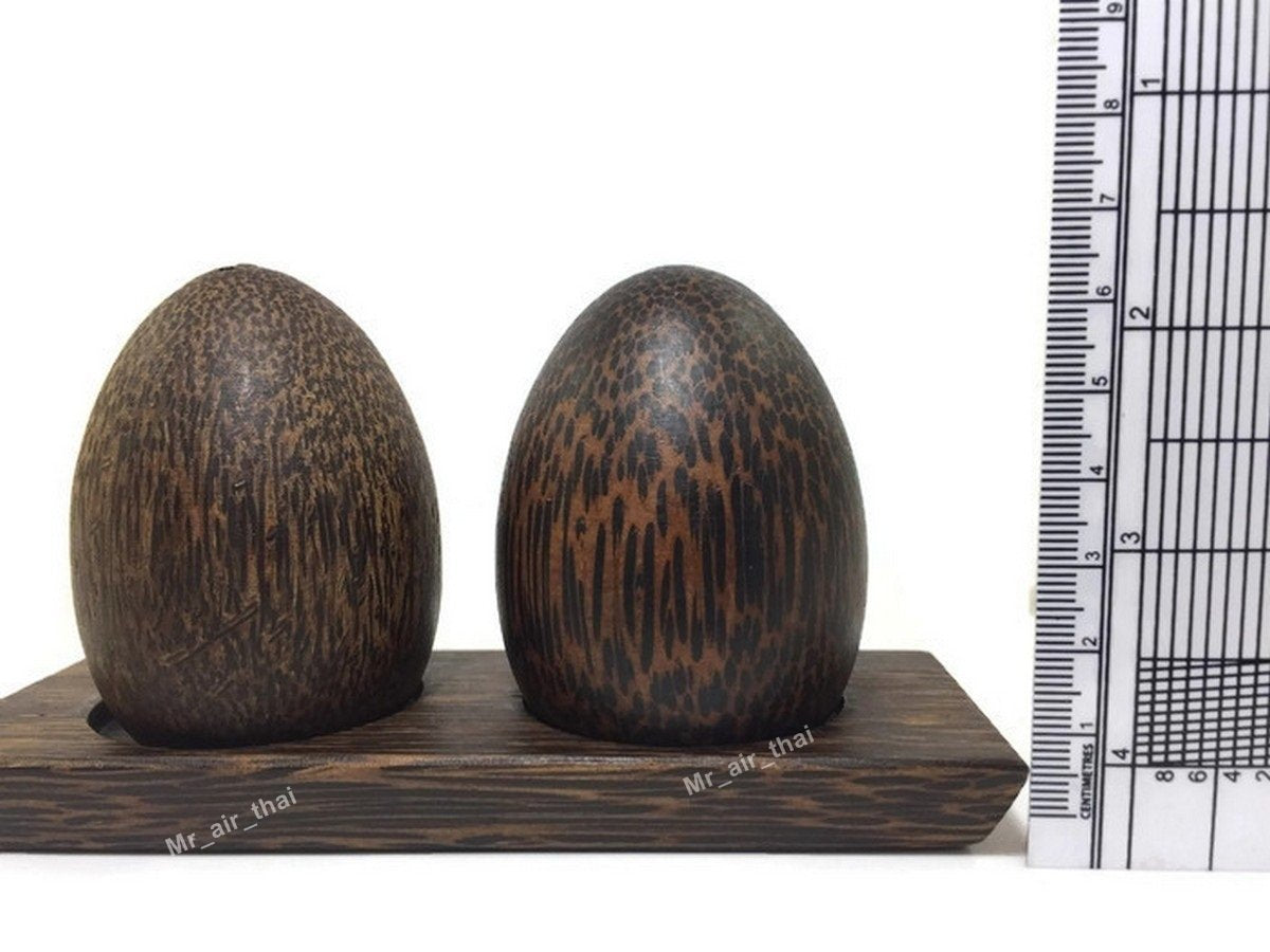 Set of 1 Salt Pepper Shaker Wooden Box Salt And Pepper Storage Kitchenware Handmade Holder Egg shape (palm wood)