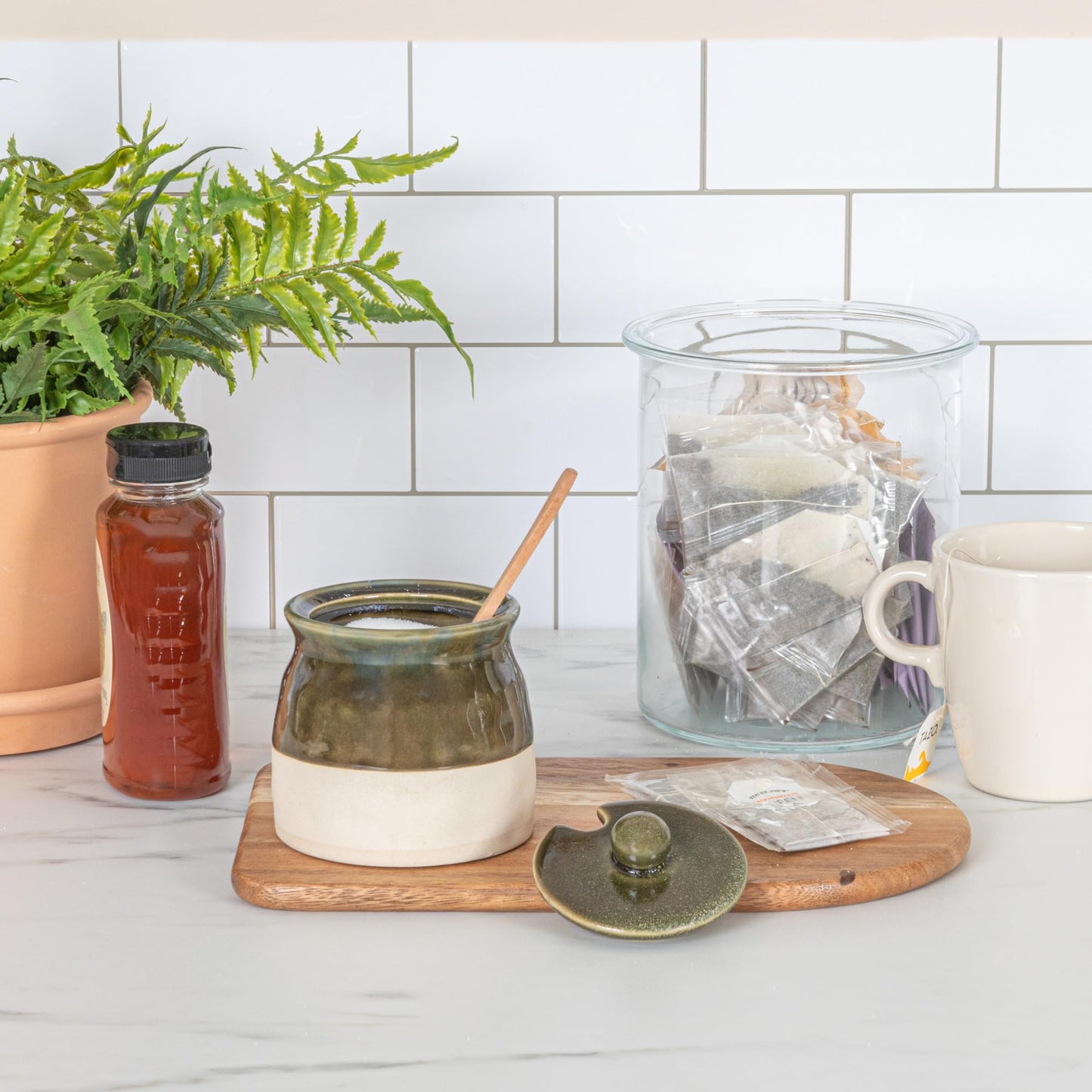 Creative Co-Op Stoneware Sugar Pot with Lid and Wood Spoon, Deep Green Glaze