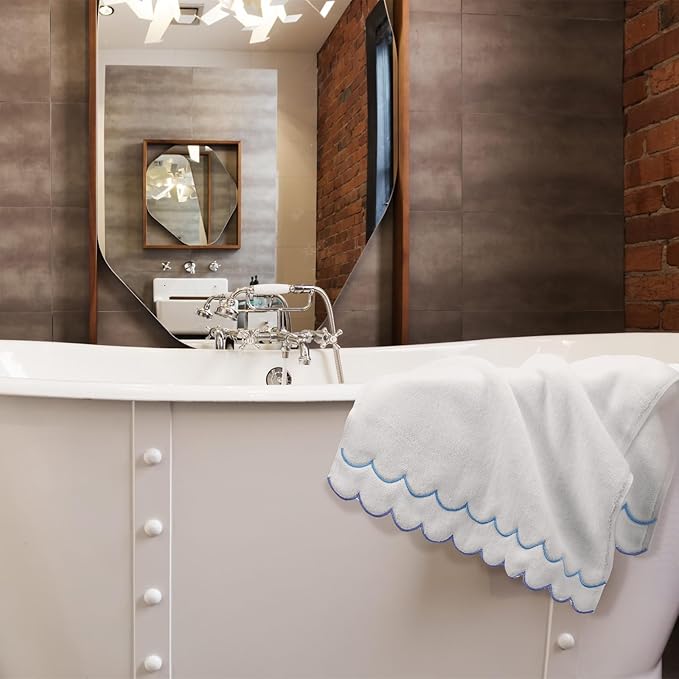 2 Pcs Scalloped Hand Towels 100% Cotton Fingertip Towels