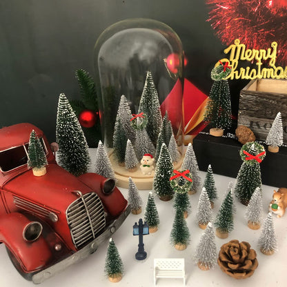 NotiGat Miniature Christmas Pine Tree mini Bottle Brush Christmas Trees Table top Village Winter Tree for Christmas Decorations Wooden Bases （36pcs）