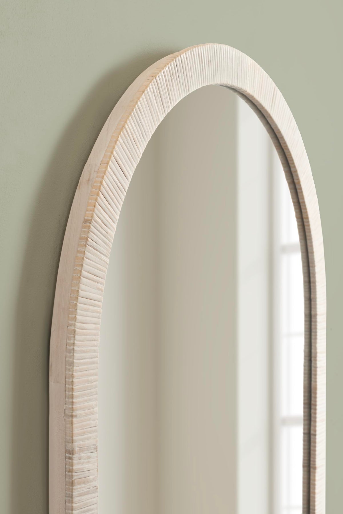 Kate and Laurel Rahfy Boho Arch Rattan Wall Mirror, 28 x 32, White, Decorative Wooden Mirror with Authentic Rattan Frame for Bathroom Vanity Mirror
