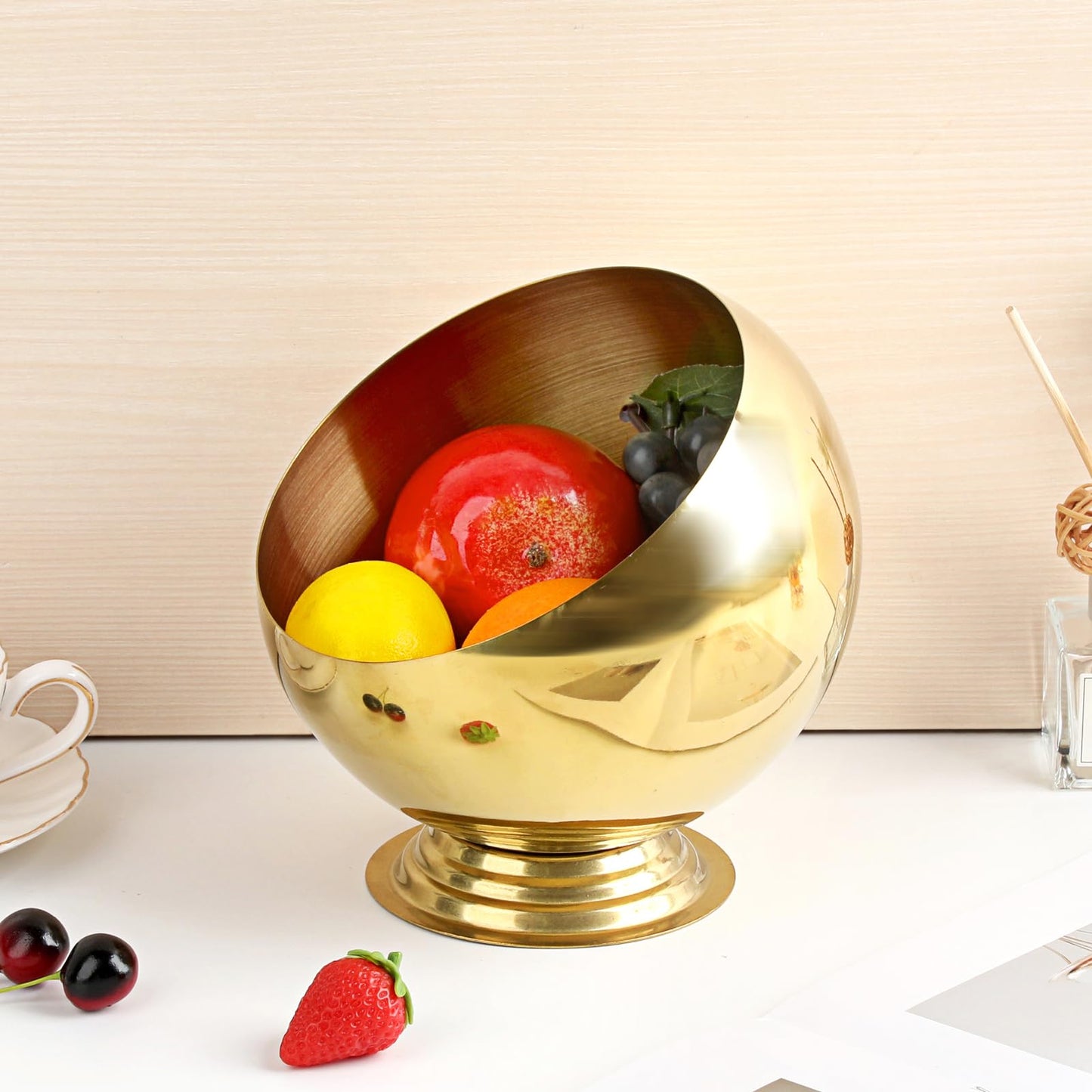 GUSHBIN Golden Key Bowl for Entryway Table Decorative Storage Dish Catch All Bowl for Fruit Coffee Pod Holder Centerpiece for Kitchen Home Decor