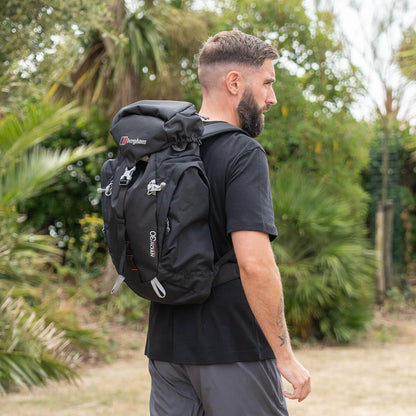 Berghaus Arrow 30 Litre Rucksack | Compact, Breathable Backpack, Travel and Camping Bag | Rain Cover Backpack, Black/Extrem Red, One Size