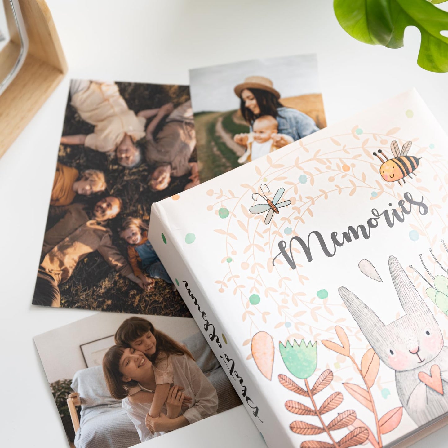 Grupo Erik 6x4 Photo Album - Cute Rabbit | 10x15 cm, 200 Pockets Photo Albums 6x4, Memory Book | Rabbit Gifts Under 15 Pounds, Cute Gifts For Women & For Men