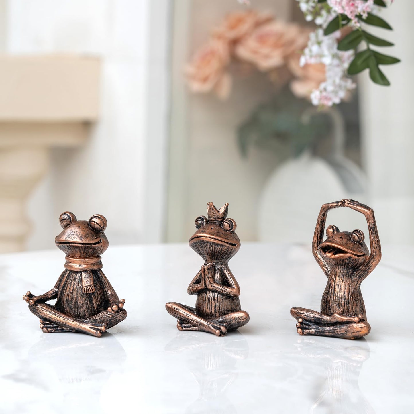 SOREFAFA Meditating Yoga Frog Gifts for Women - Set of 3 Resin Zen Garden Statues, Cute Rustic Animal Figurines for Home Office Shelf Room Decor, Peaceful Relaxation Decor Gift for Mom & Yoga Lovers