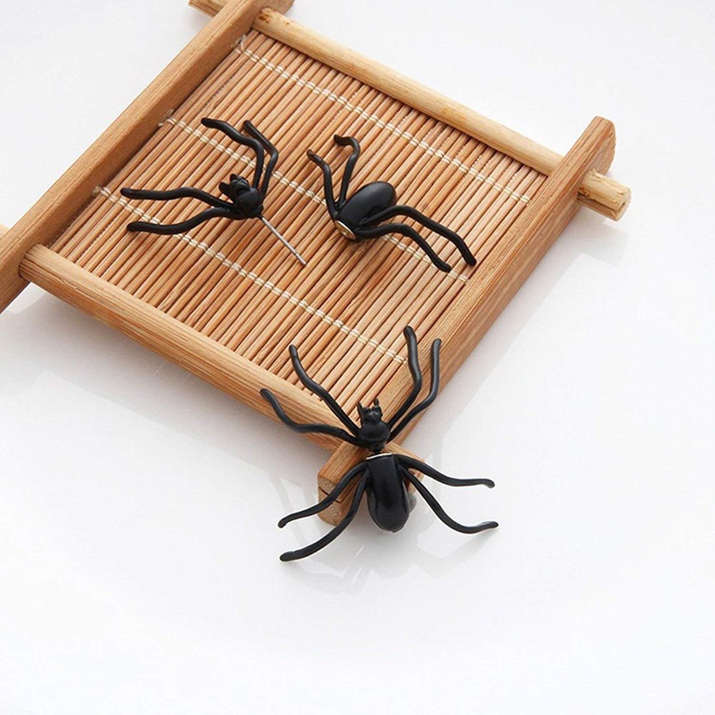 Spider Earrings for Women - Scary & Funny Halloween Decorations & Cosplay Party Supplies