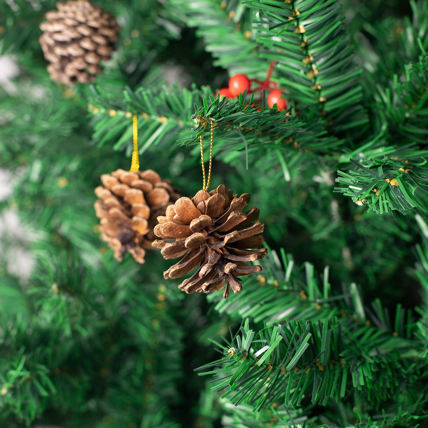 Whaline 25 Pcs 1.6-2.4 Inches Christmas Pine Cones Decoration with String, Natural Rustic Pinecones Bulk Ornaments for Crafting for Home Accent Decor, Fall Thanksgiving Tree Decoration
