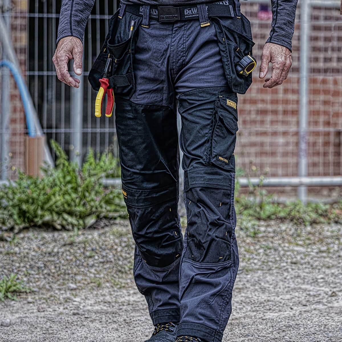 DEWALT Memphis Stretch Trouser 34W 31L Black/Grey