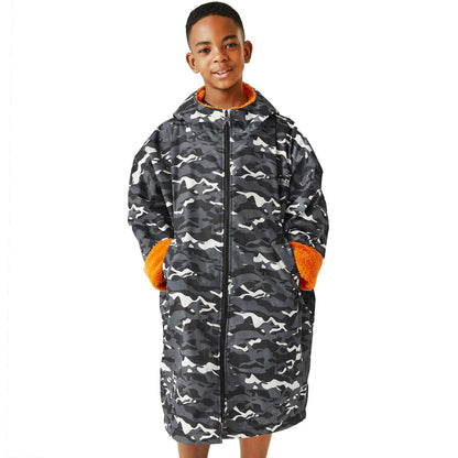 Regatta Kids Oversized Waterproof Changing Robe, Black camo, 9-13 Years