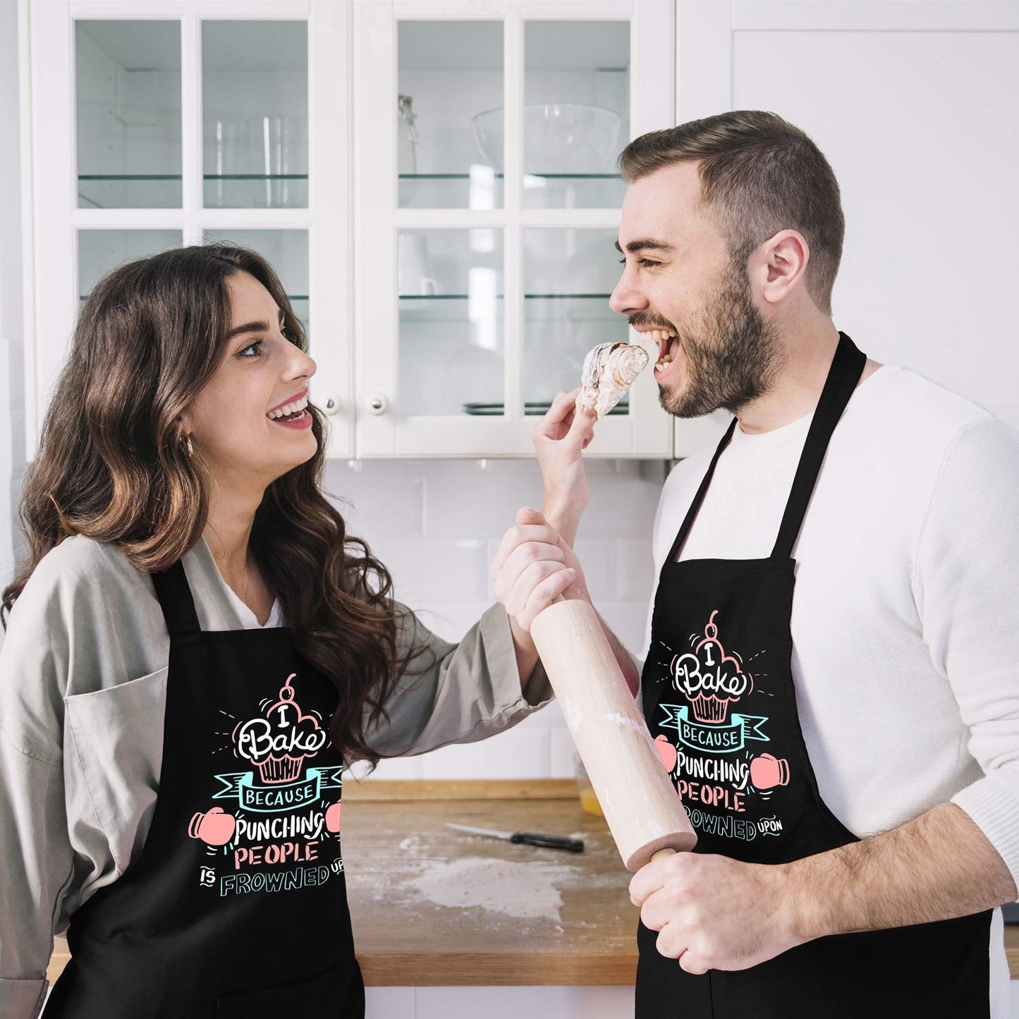 Saukore Funny Baking Aprons for Women Men, Cute Baking Gifts for Bakers, Kitchen Cooking Aprons with 2 Pockets, Birthday Thanksgiving Christmas Apron Gift for Wife Mom Sister Daughter Grandma