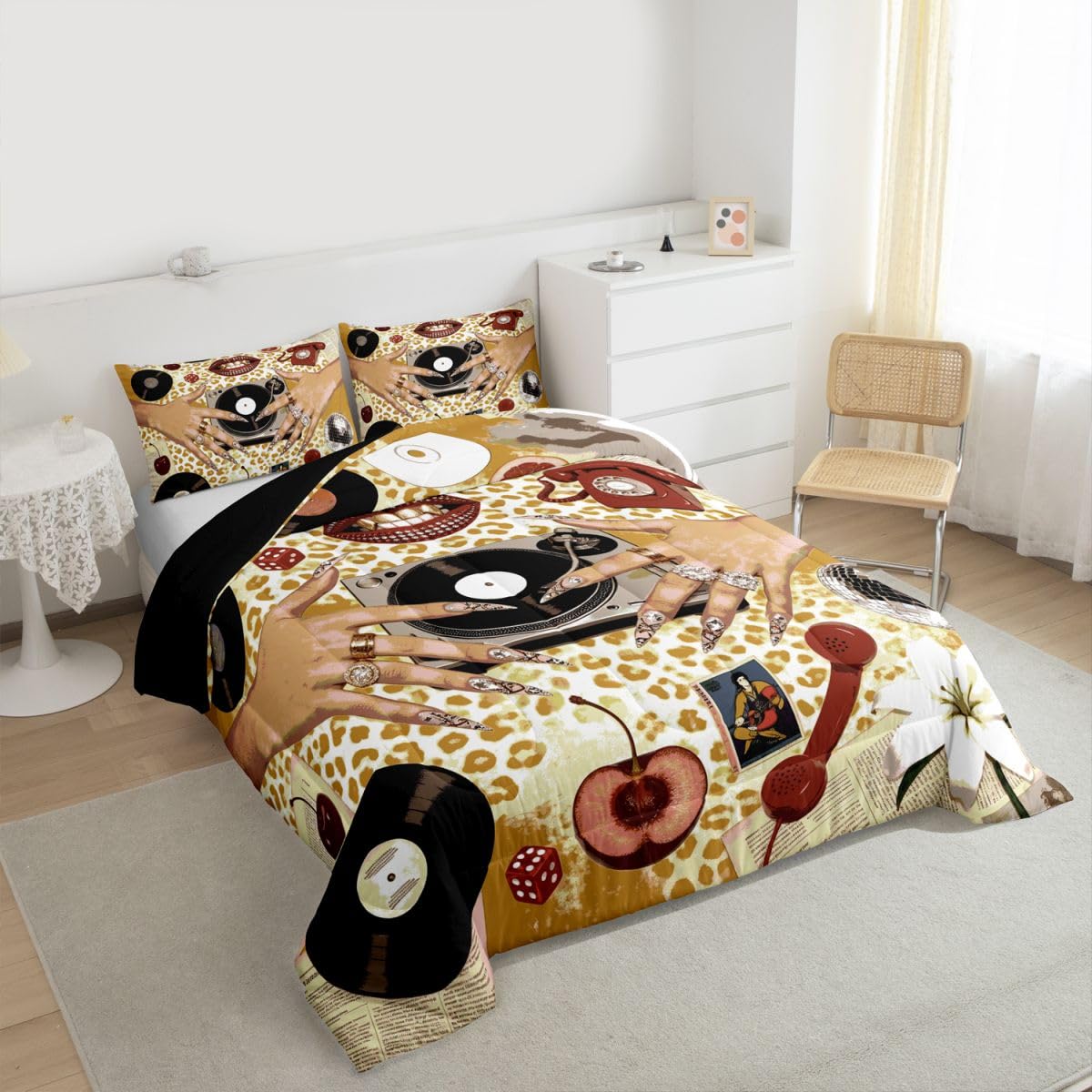 Music Vinyl Record Down Comforter Queen Size,Trendy Black Woman Bedding Sets 3Pcs for Kids Teens Woman Men Room Decor,Leopard Cheetah Pattern Quilted Duvet Retro Coquette Bedspread,2 Pillowcases