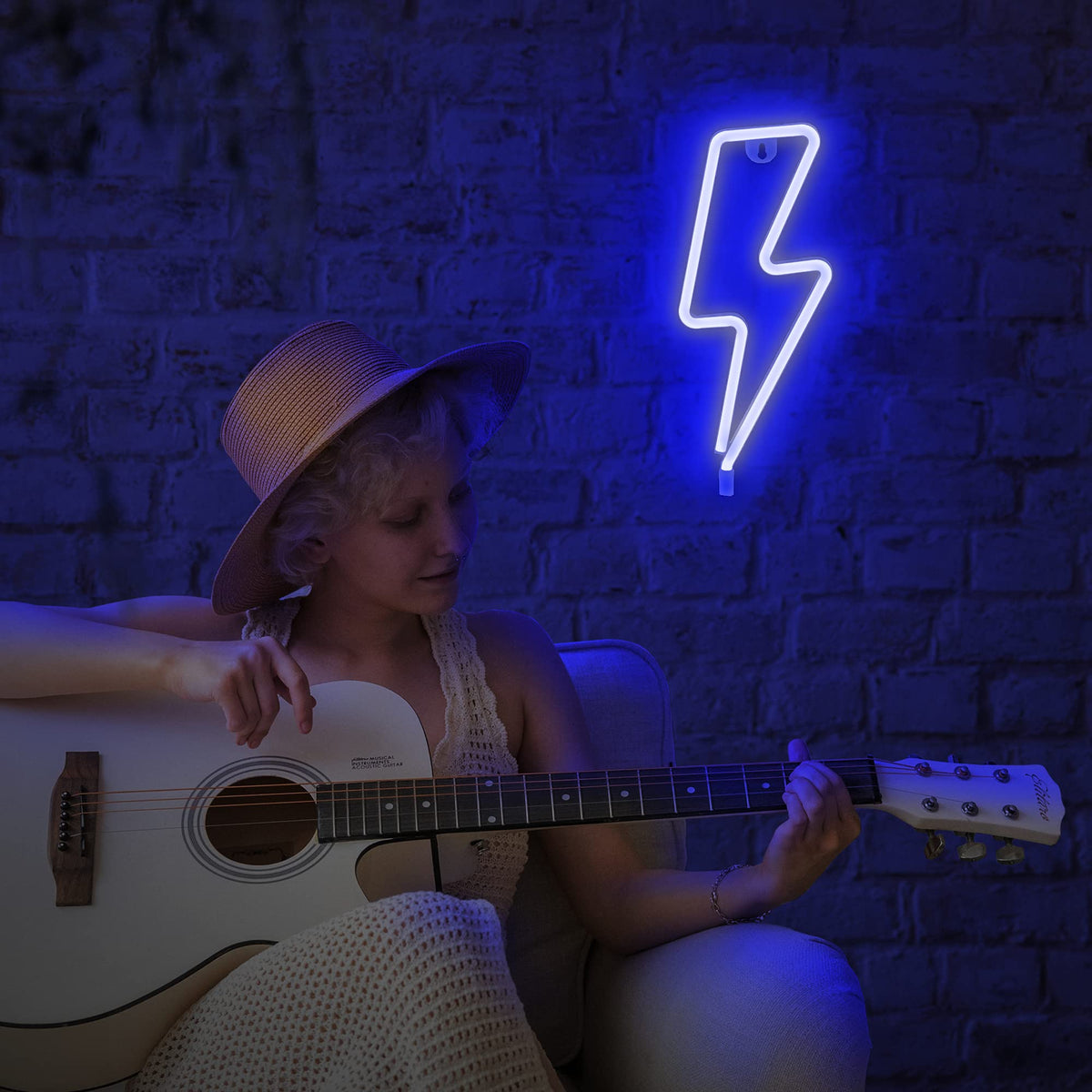Lumoonosity Lightning Bolt Neon Signs, USB Powered Led Lightning Bolt Light with On/Off Switch, Lightning Neon Sign for Wall Decor, Hanging Led Signs, Neon Lights for Bedroom, Gaming Room Setup