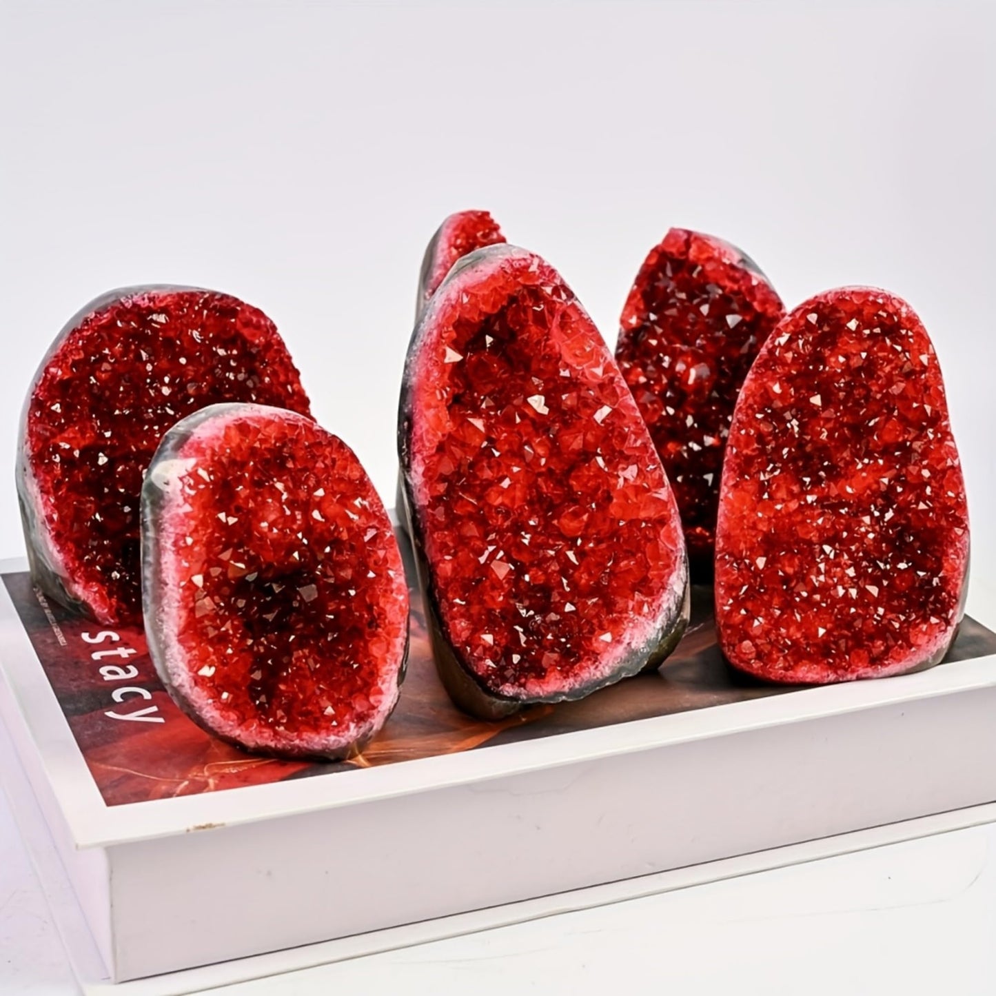 CrystalHola 1Pc Claret Raw Geode, Crystal Cluster for Home Feng Shui Ornaments Energy Stone Healing Tools Meditation Feng Shui Decoration,Stone Display Piece, Mineral Specimen (100-200g)