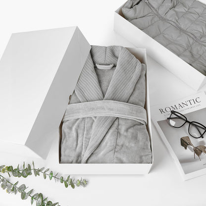 Ocmoiy 8 Pack Large Gift Boxes with Lids, 17 x 11 x 4 Inches Extra Deep White Gift Boxes for Presents, Auto Pop-up Clothes Box for Robes Shirts Blankets and Bulky Presents
