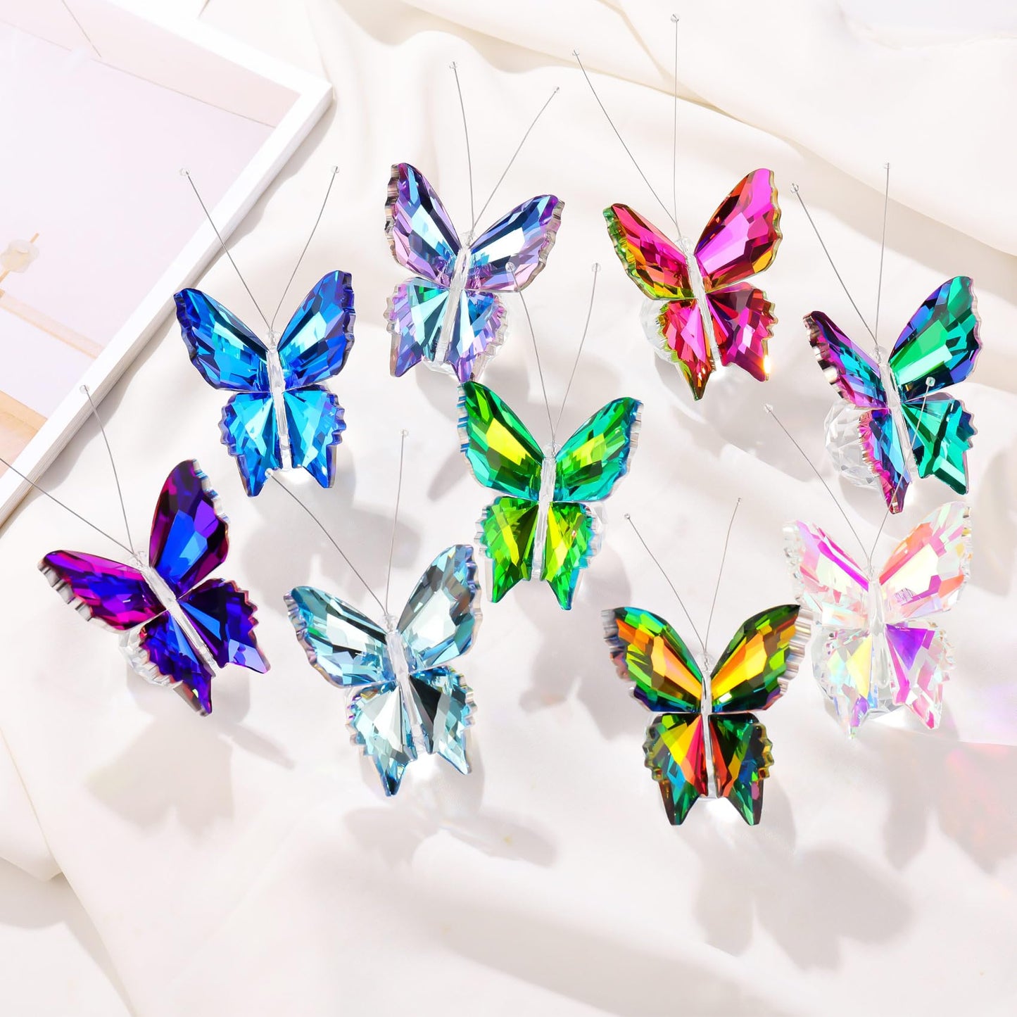 YWHL Light Purple Crystal Butterfly Figurine Decor, Glass Butterfly Gifts for Women with Base, Animal Collectible Statue Ornament for Home Office