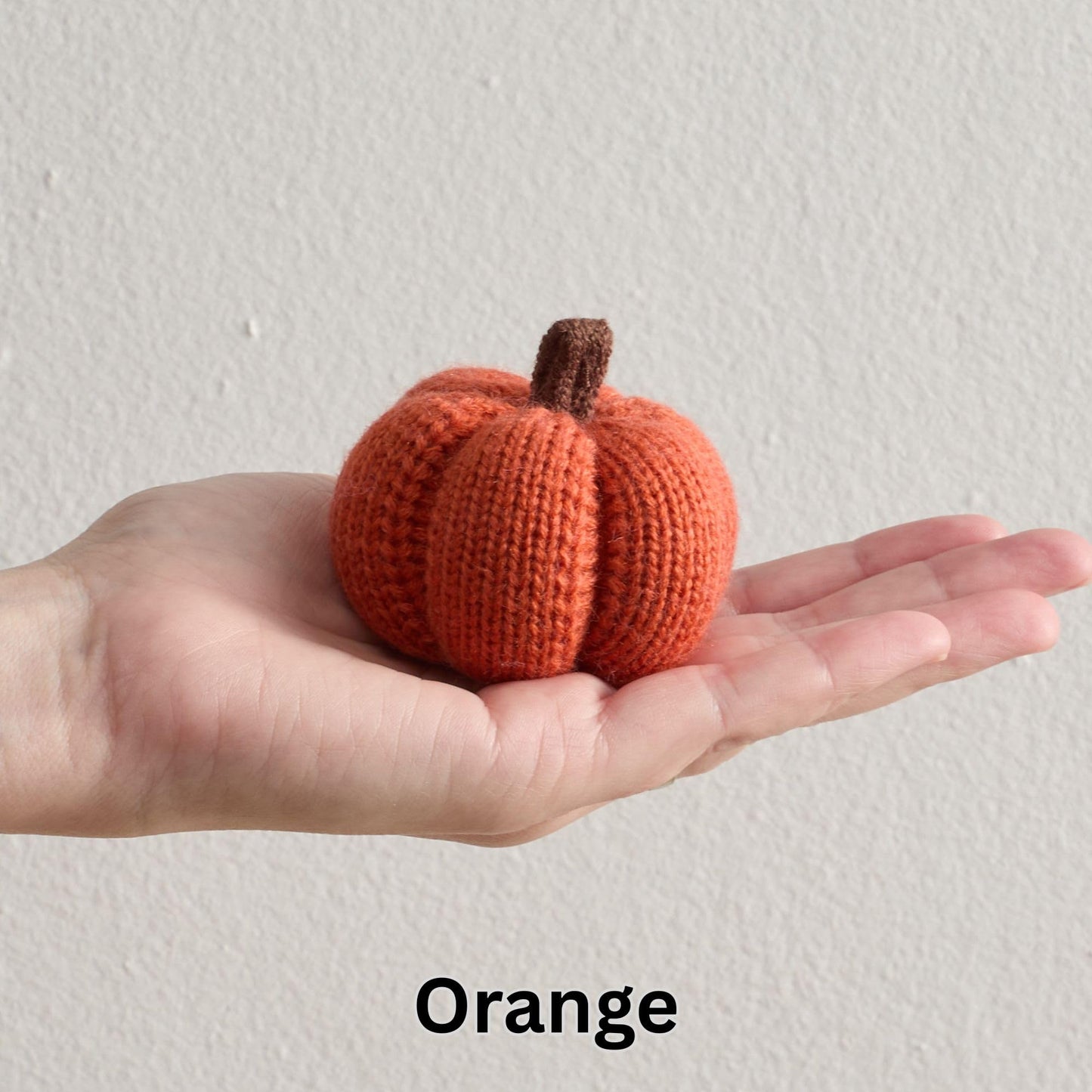 Your Heart's Content Set of 5 Cozy Mini Knit Pumpkins Classic Autumn Orange Gold Rust, Table top Bowl Filler, Kitchen Tiered Tray for Gift, Gift for Hostess (Sunset 2.5 Inch Set)