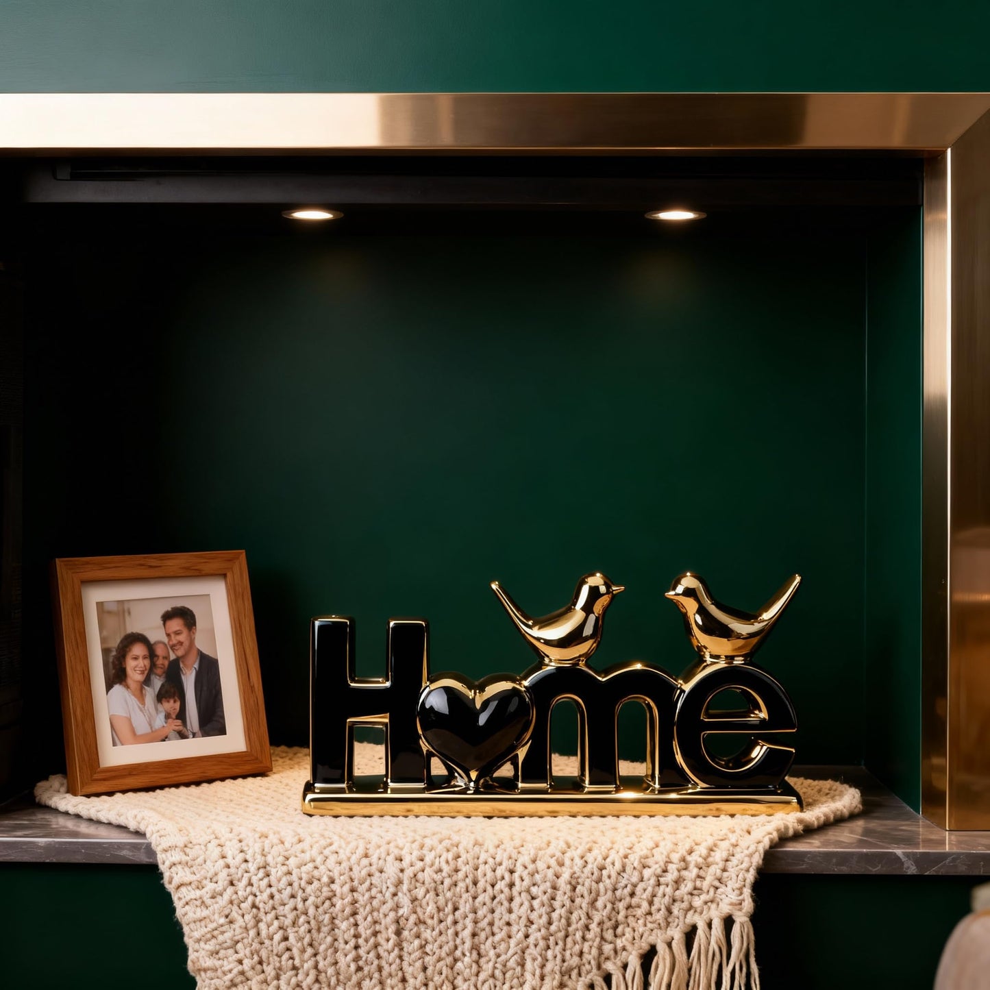 DOVDOV Black and Gold Ceramic Home Sign, Black and Gold Bird Sculpture, Modern Creative Decorative Sculpture, Suitable for Living Room Coffee Tables, TV cabinets, entryways, and Display Shelves.