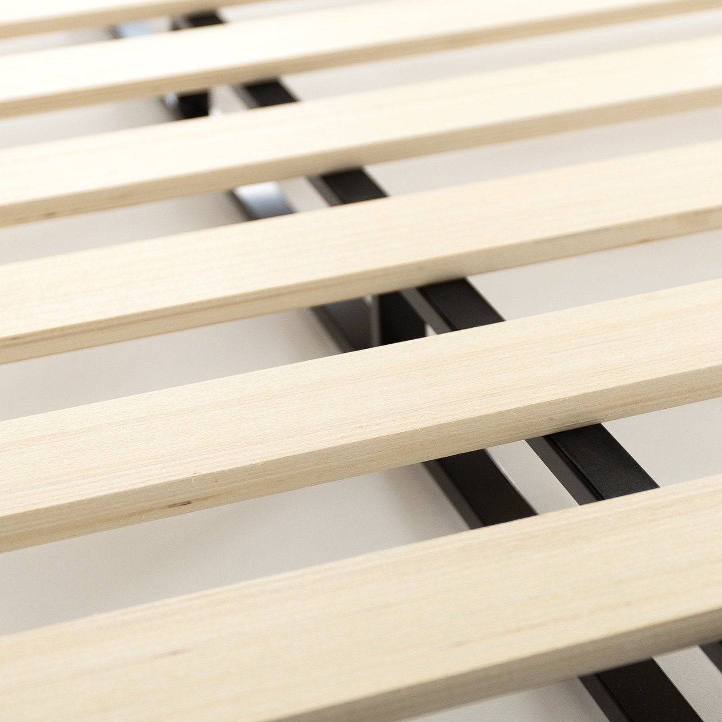 Zinus Walter Standard Profile Metal Smart Box Spring / Mattress Foundation / Wood Slat Support / Easy Assembly