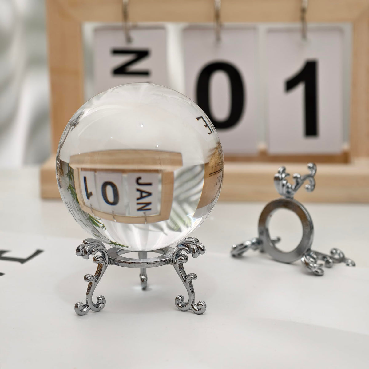 vskikris 20pcs Small Silver Crystal Ball Sphere Holders - 2in Metal Crystal Stone Display Stand