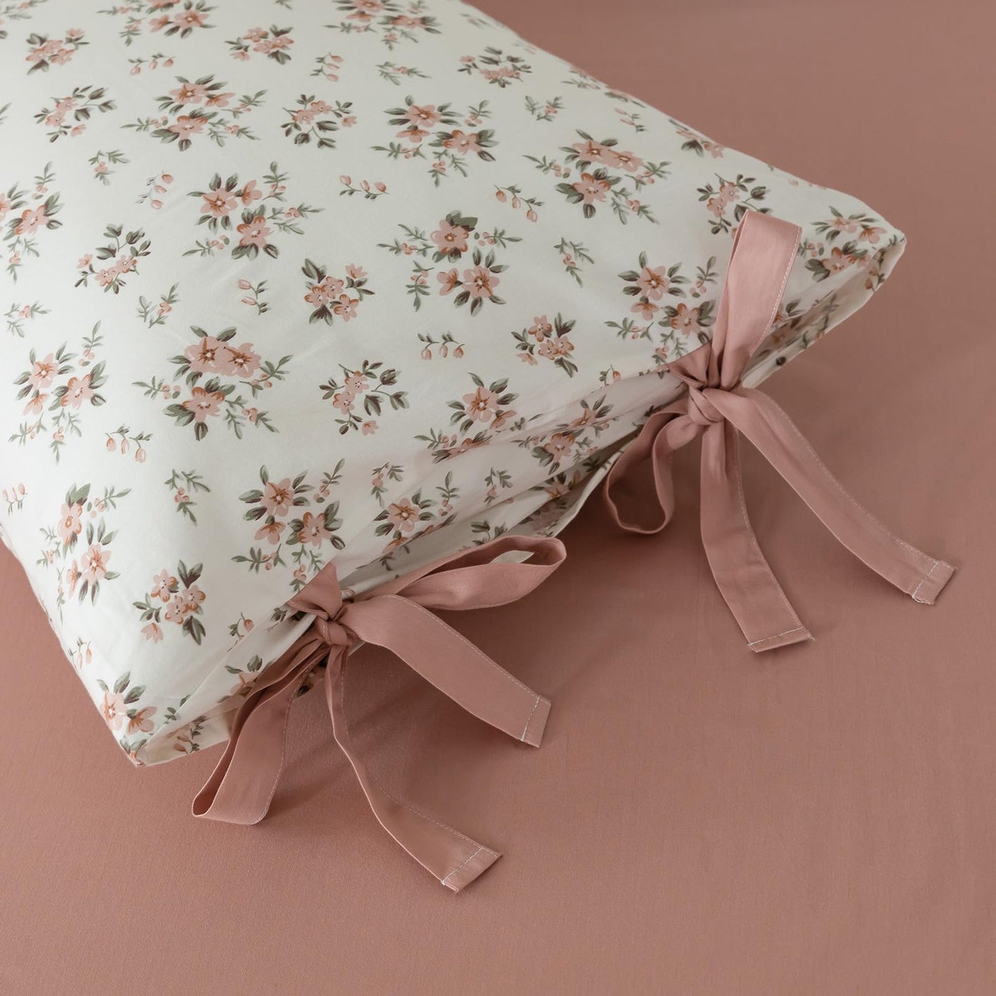 mixinni Soft Aesthetic Cotton Blush Flower Pattern 2 Piece King Size Bow Tie Pillow Cases 20 x 36 Inches Set of 2