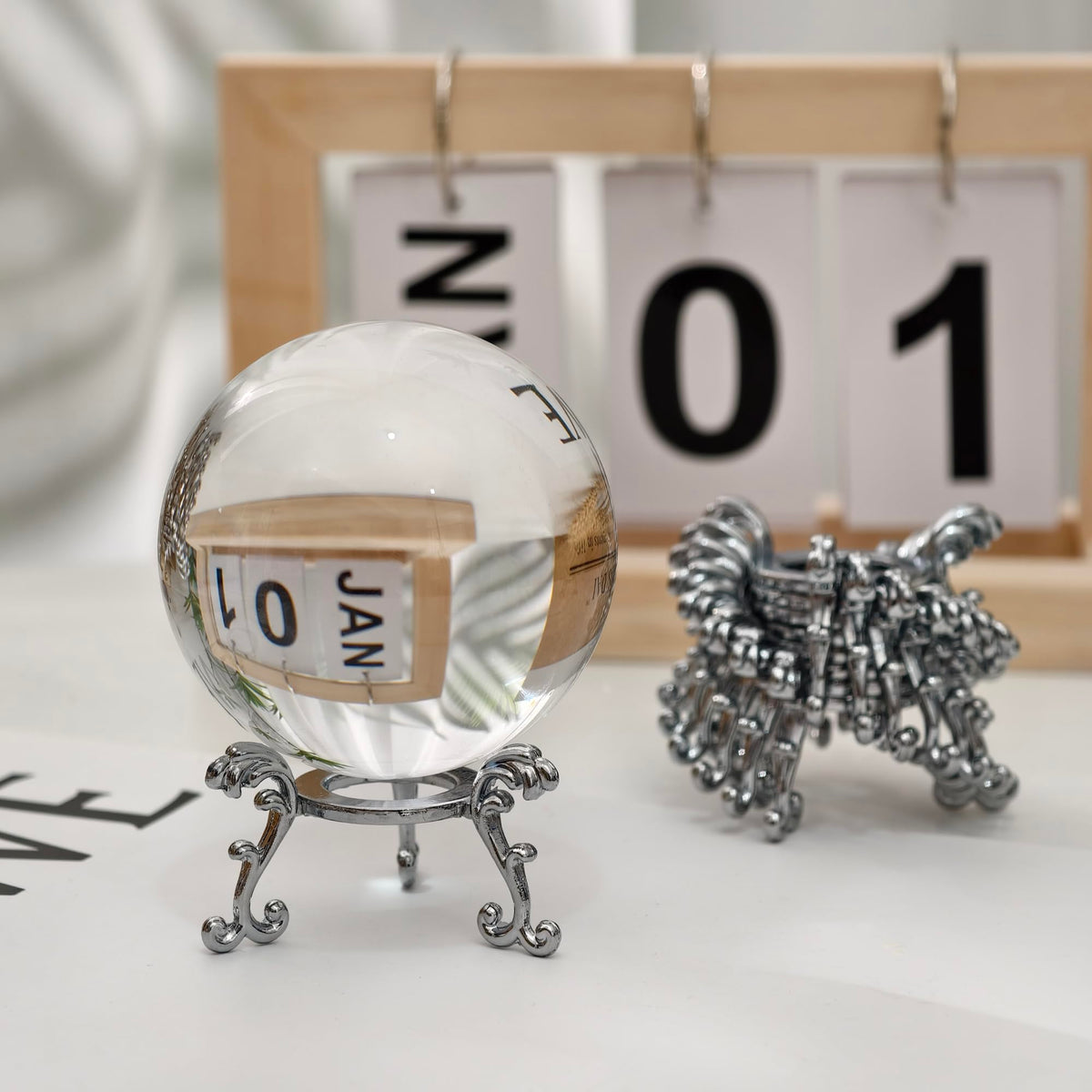 vskikris 20pcs Small Silver Crystal Ball Sphere Holders - 2in Metal Crystal Stone Display Stand