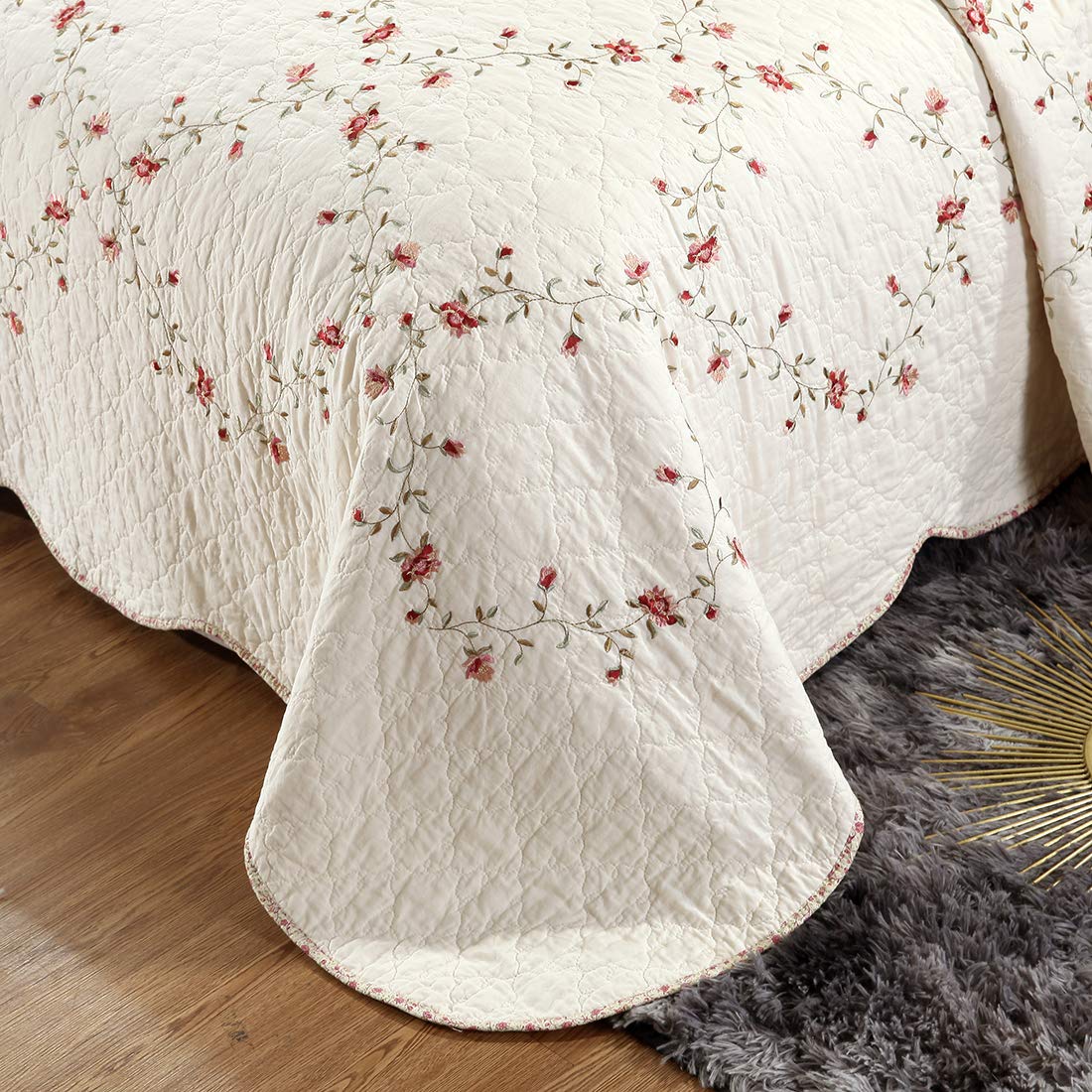 vctops 3-Piece Floral Embroidered Bedspread Coverlet Set Oversize Queen 100% Cotton Reversible Patchwork 1 Quilt and 2 Pillow Shams (Flower,Oversize Queen)
