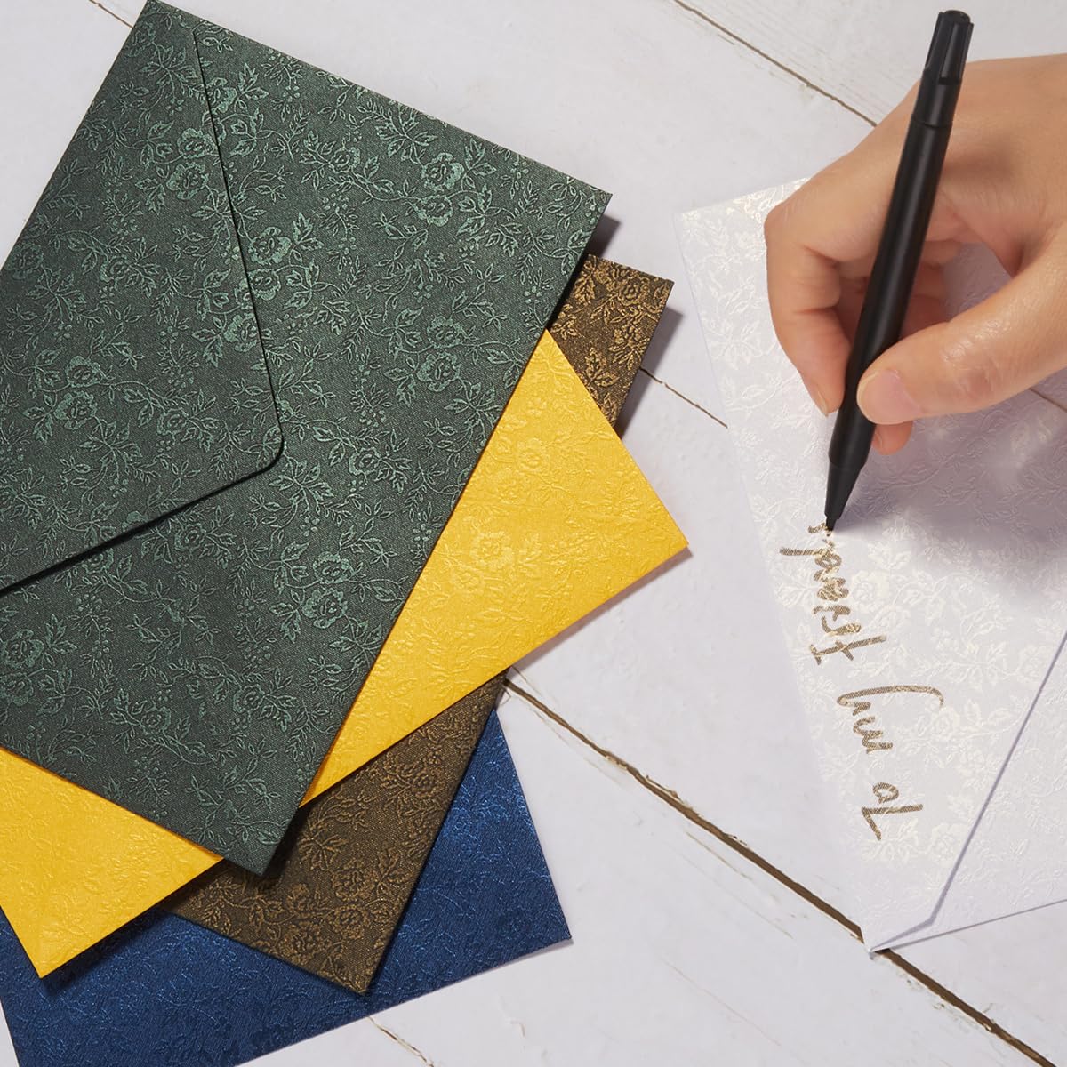 Topeen 50 Pieces A7 Envelopes 5x7, Dark Green, Flower Pattern, Luxury Mailing Envelopes with Gold Stickers for Invitations, Wedding, Graduation, Baby Shower