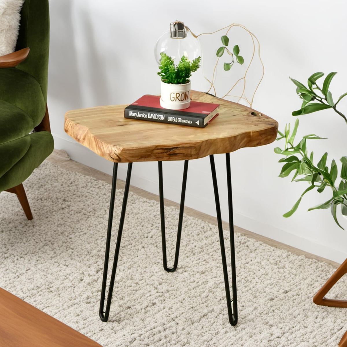 WELLAND Live Edge Cedar End Table, Unique Desktop Side Table, Natural Clear Finish, 19" L x 16" W x 20.5" H Nightstand, Plant Stand for Living Room, Bedroom, Home Office, Patio