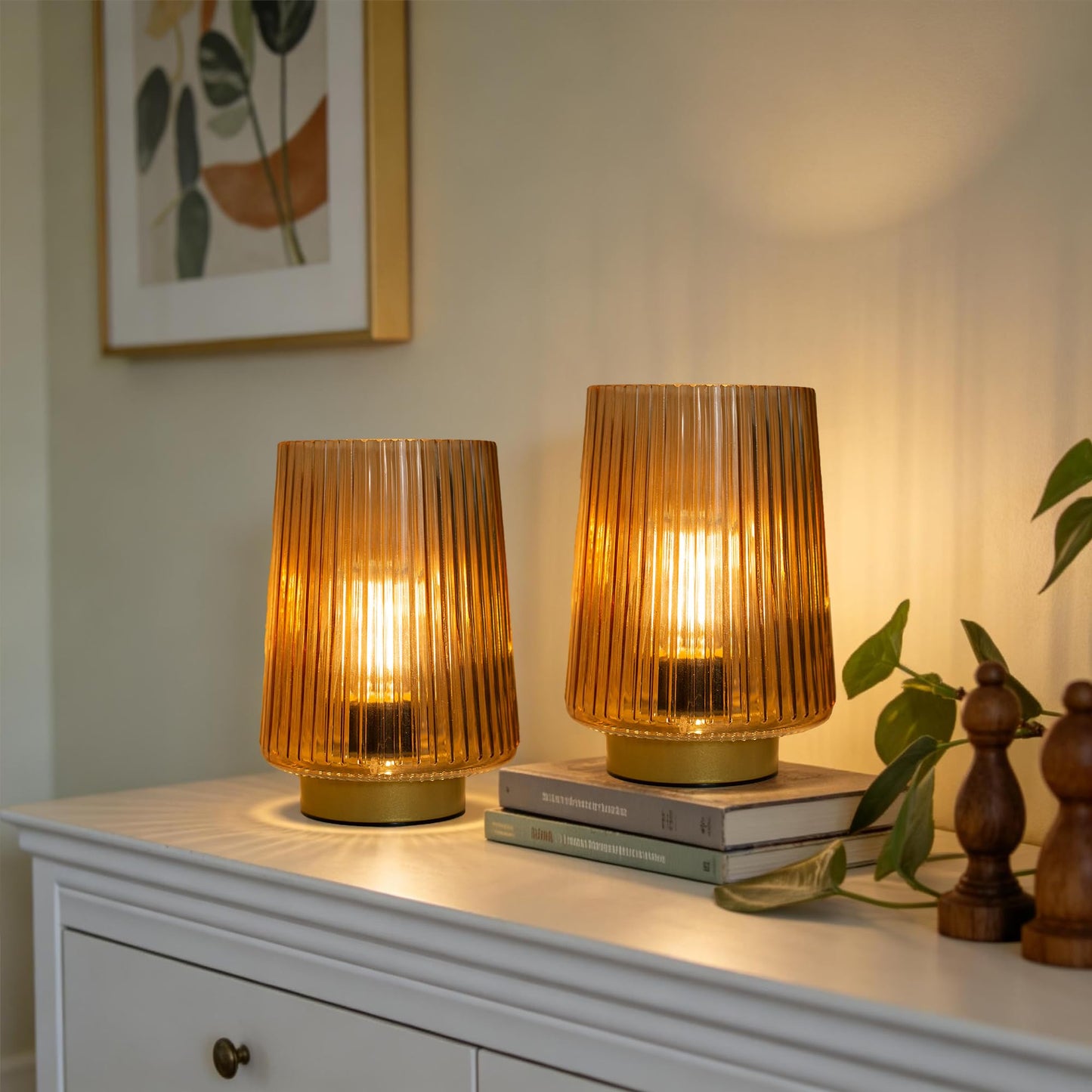 LUSHARBOR Battery Operated Decorative Lamp with Timer, Small Cozy Table Lamp for Bedside & Home Decor, Aesthetic Cordless Battery Powered Accent Lamp for Living Room Shelf, Amber