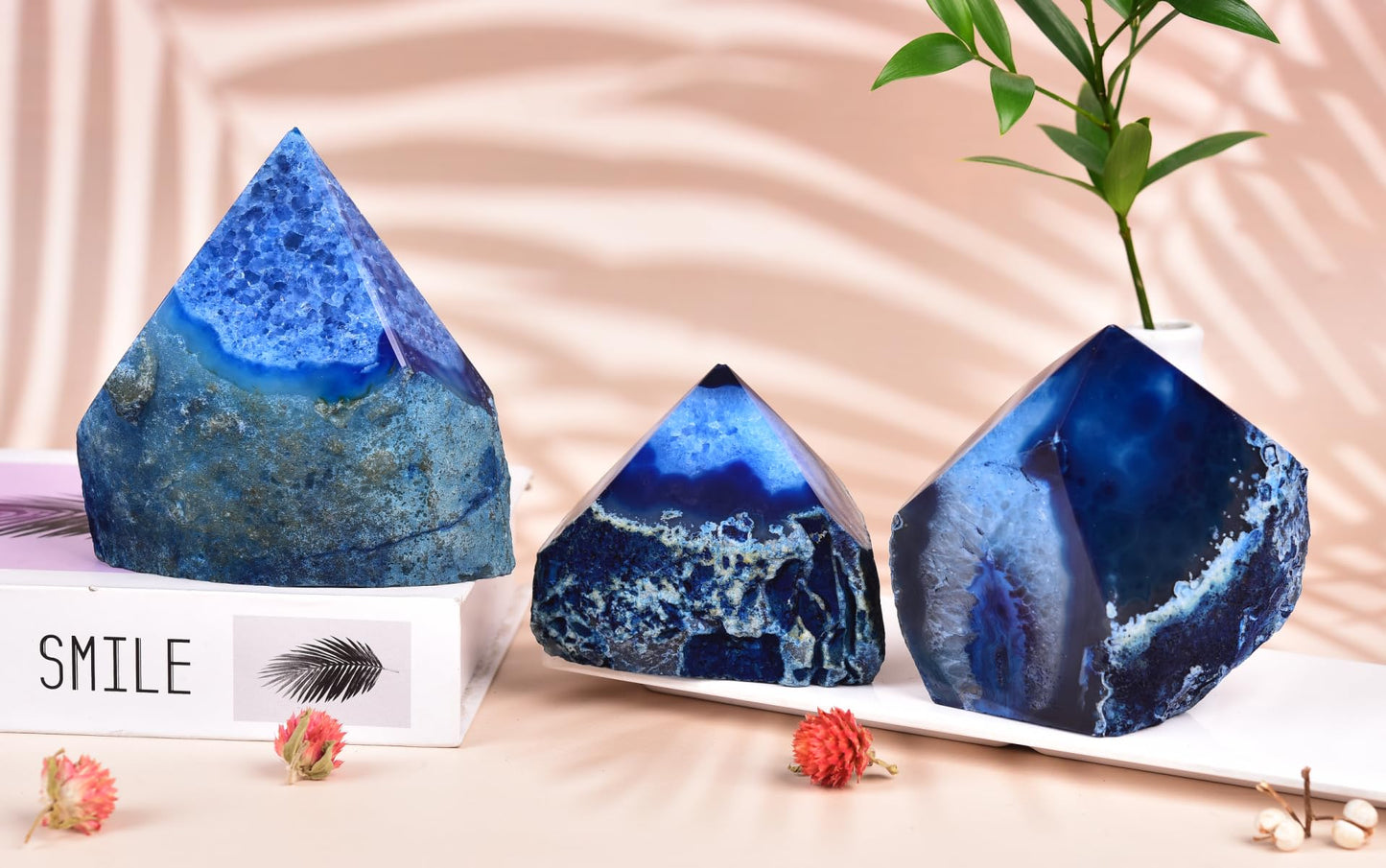 VIZYTOU Agate Wand Geode Irregular Pillar 1.1-1.7 Lbs Dyed Blue for Nautical Theme Patio Garden Relaxation Space Balance Ornament