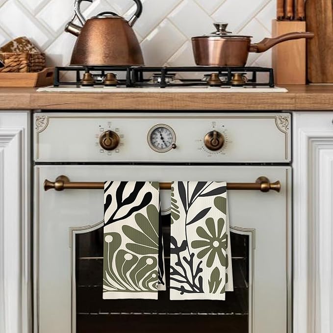 Abstract Green and Black Boho Floral Kitchen Towels Set of 2, 70s Retro Groovy