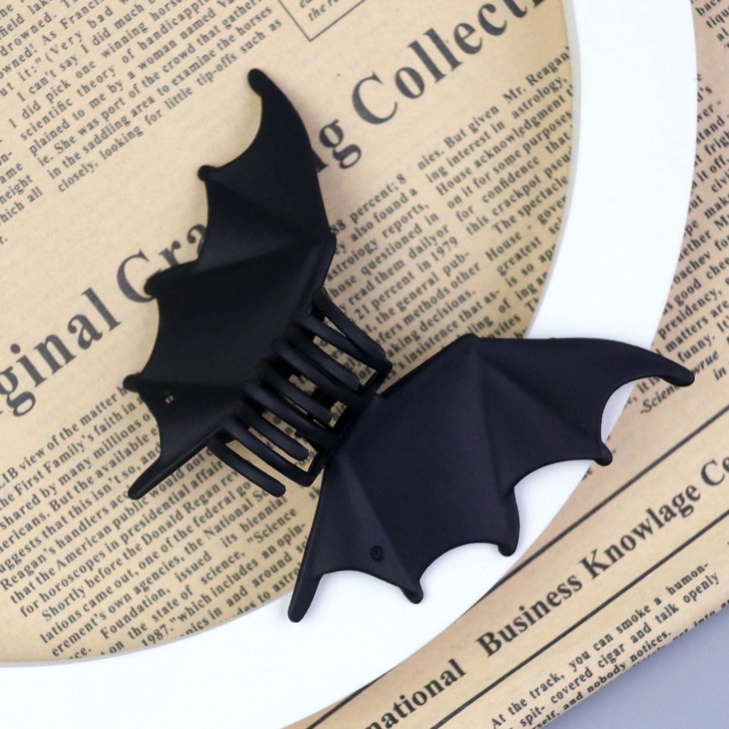 Halloween Bat Hair Clips for Women Girls, Black Y2K Punk Metal Gothic Bat Hair Clip for Halloween Hair Accessories Decorations