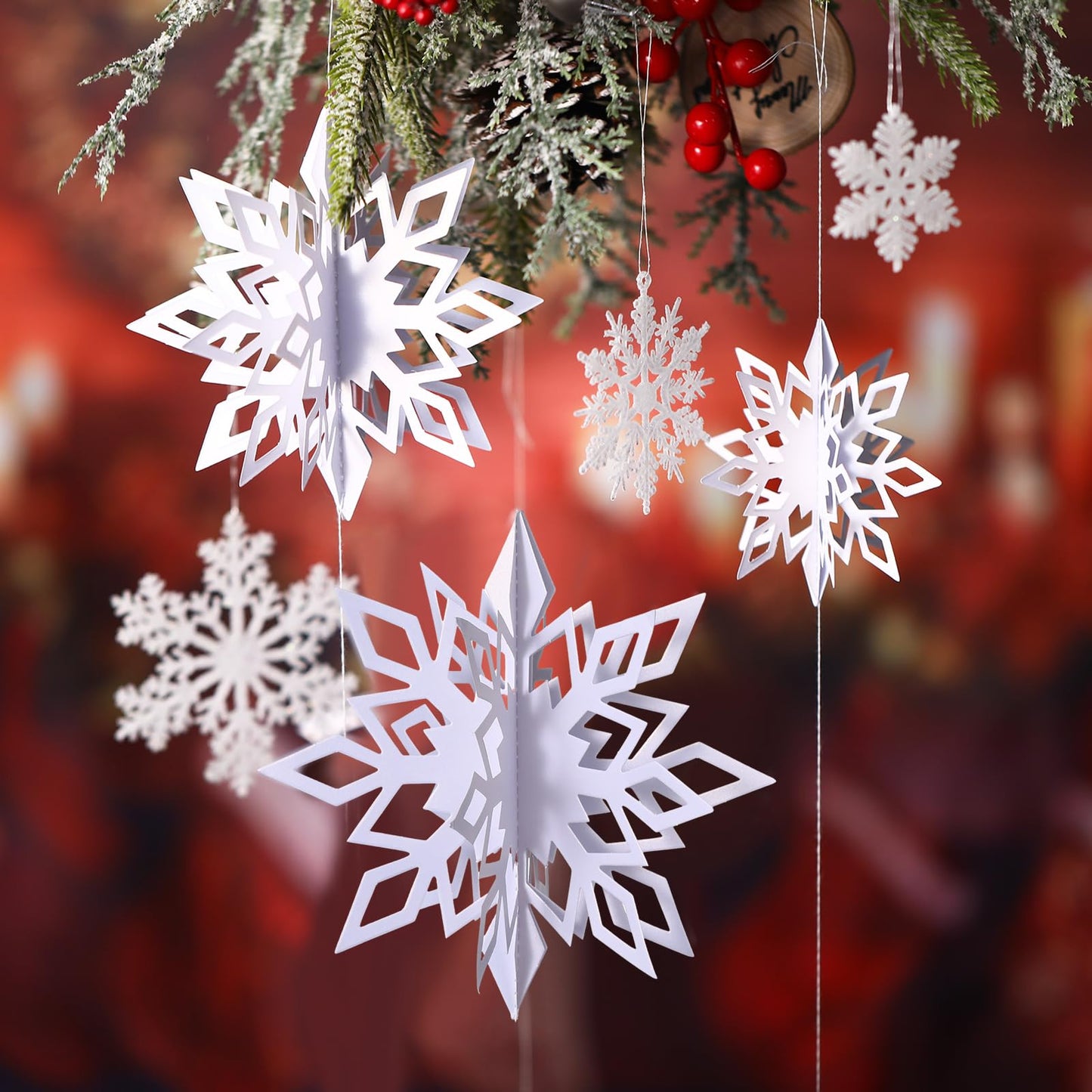 Outus 42 Pcs Winter Christmas Party Decorations 3D Snowflake Hanging Decoration Set 3D Hanging Snowflake Decor Pendant for Christmas Winter Party New Year Home(2 Inch, 3 Inch, 4 Inch,White)