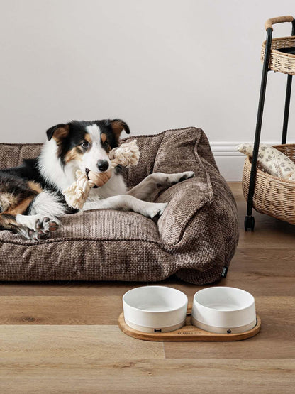 LE TAUCI PET Ceramic Dog Bowls for Medium and Small Dogs - 3.2 Cup Weighted Non-Slip Food and Water Bowls with Acacia Wood Tray, Pet Bowl Set of 2