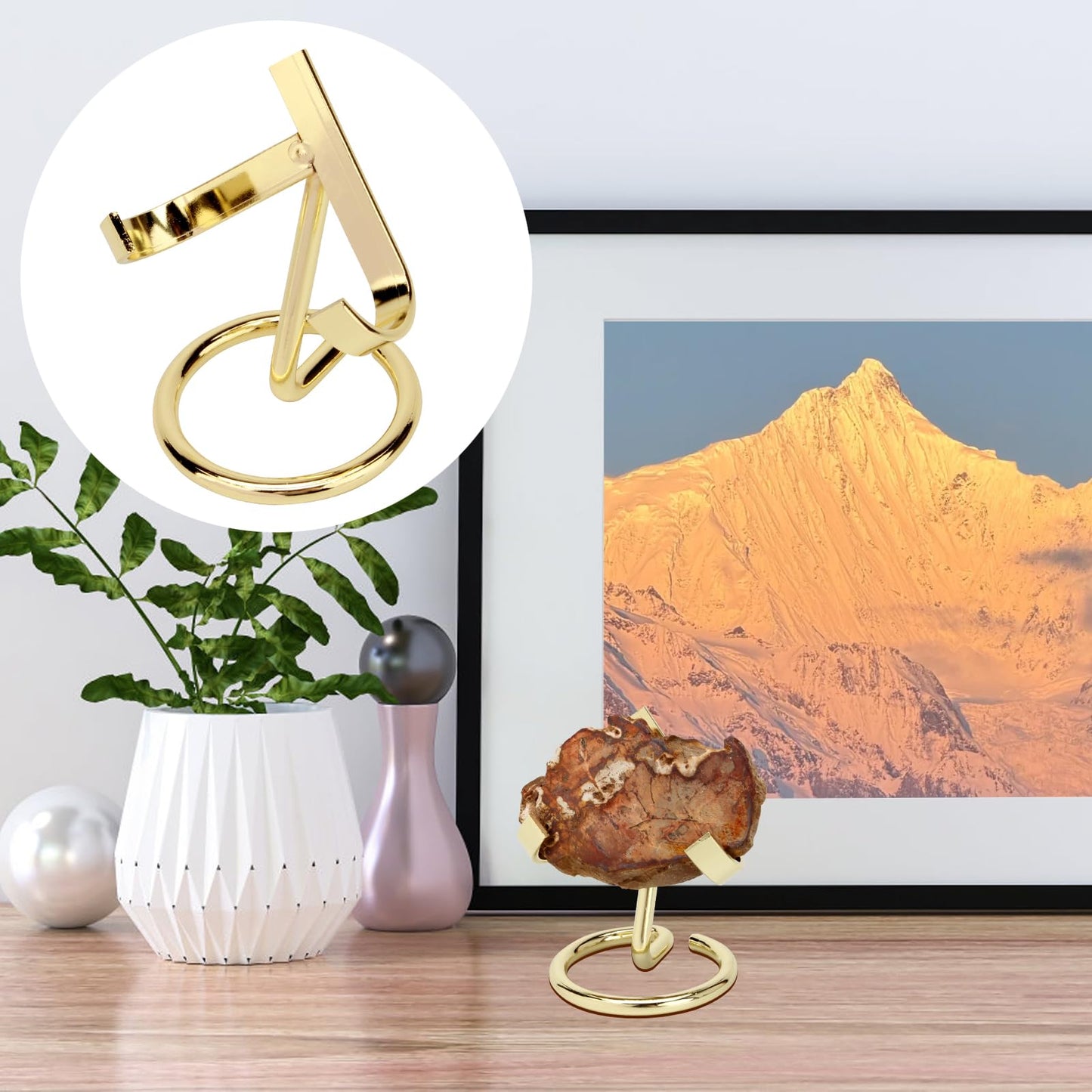 KCGANI 4 Pcs Metal Crystal Display Shelf, Rock Display Stands Crystal Holder Heart, Golden Display Stand for Mineral Gemstone Agate Fossil Coral Jewelry Showcasing for Home Shop Office Use