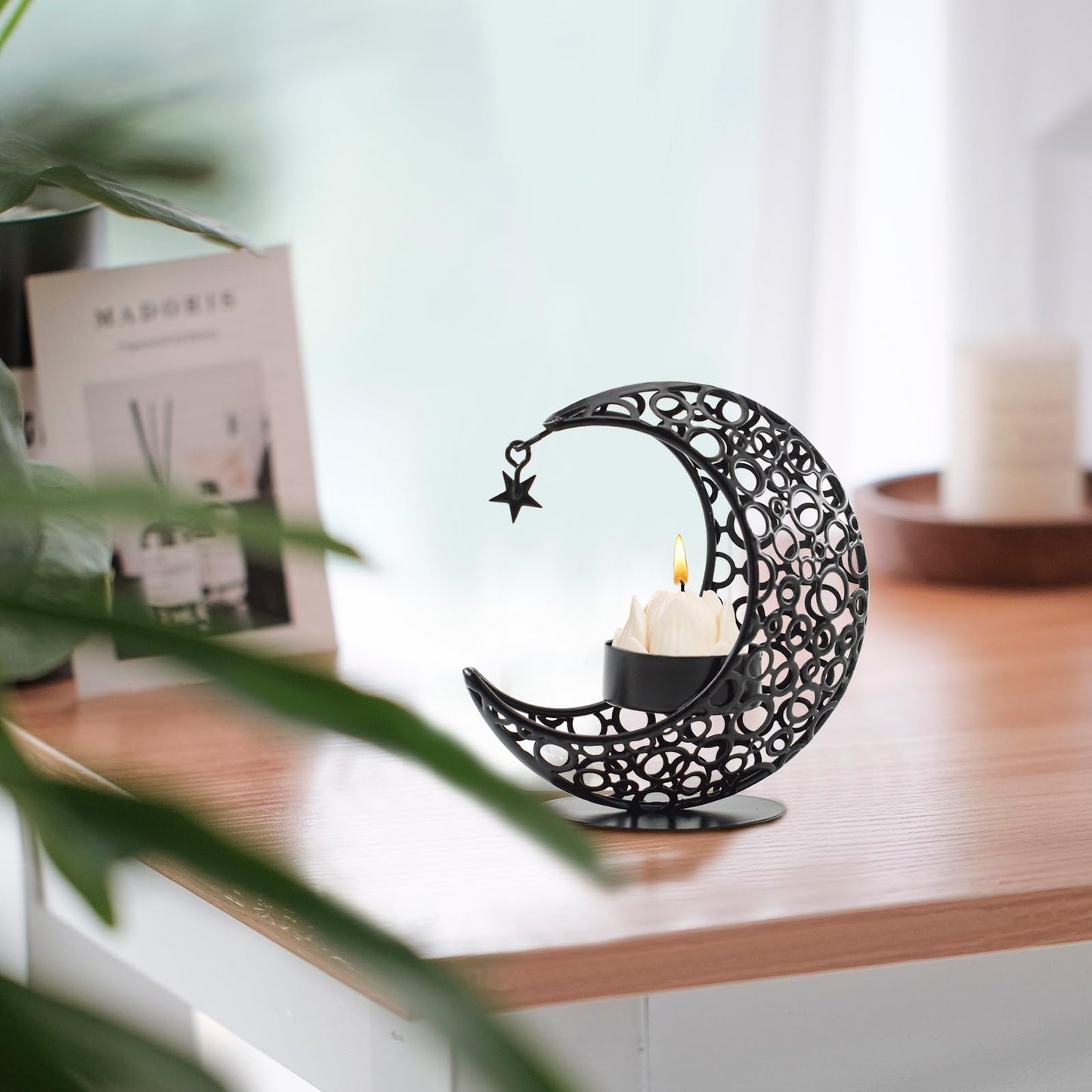 MrMrKura Moon Candle Holders Set of 2, Metal Tealight Candle Holder for Table Centerpiece Decorative Votive Candlesticks Holder for Party Home Decor (Black)