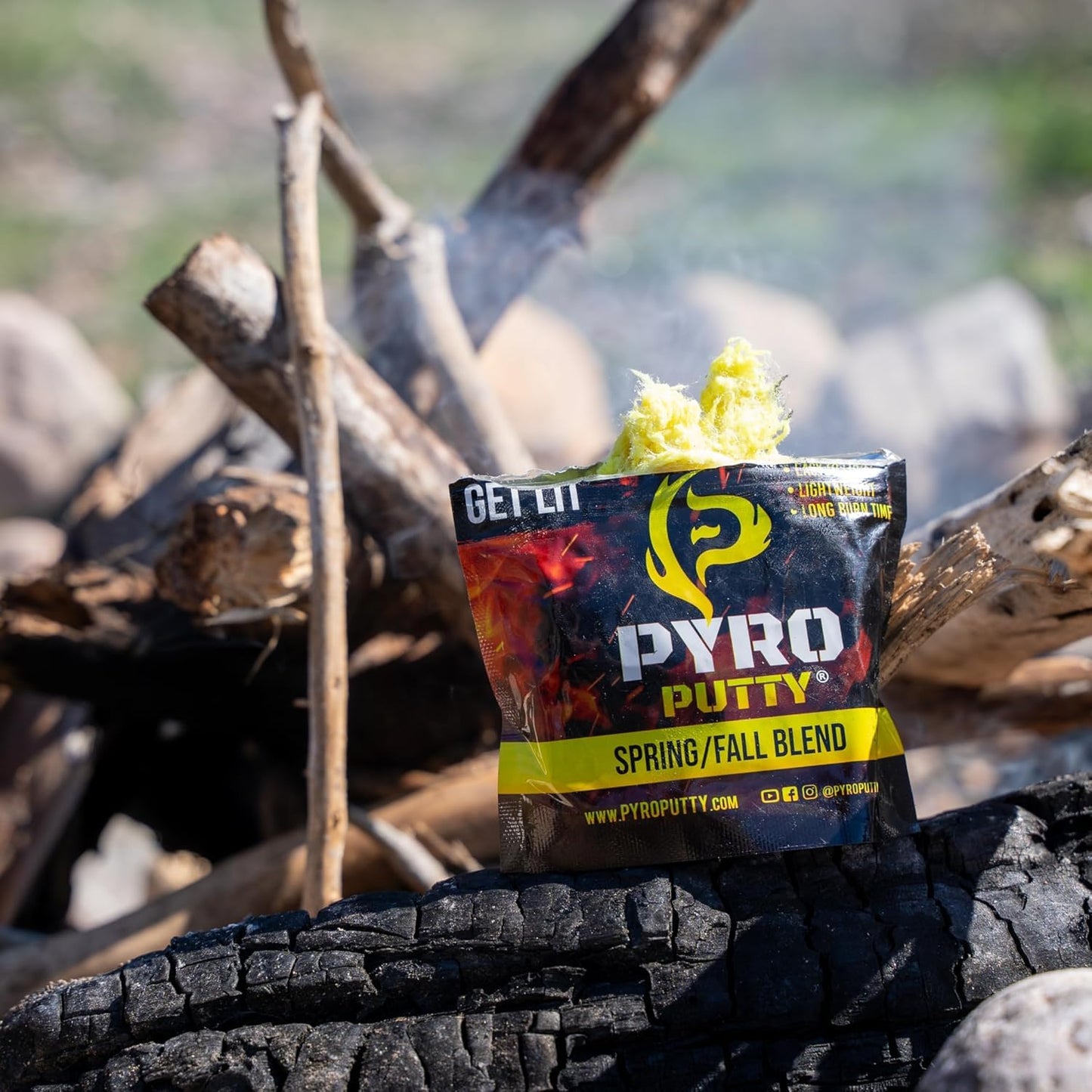 Phone Skope PYRO Putty Winter, Summer, Eco Blend, Emergency Survival Fire Starter (2 oz - One Can, Ultra-LITE 30°F - 100°F)