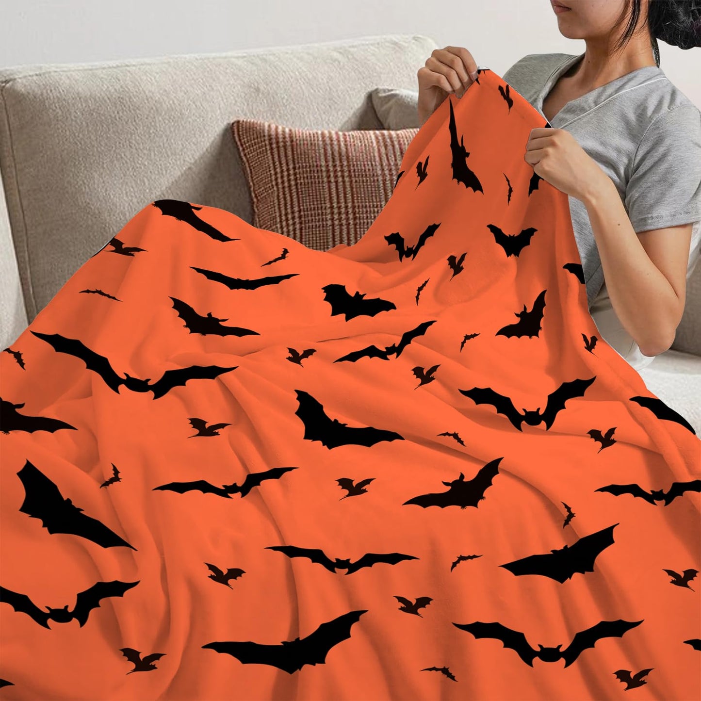 Halloween Blanket Black Bats Lightweight Throw Blanket for Women Men Soft Cozy Fleece Couch Living Room Bed Blanket for Kids Girls Boys 40x50 inches