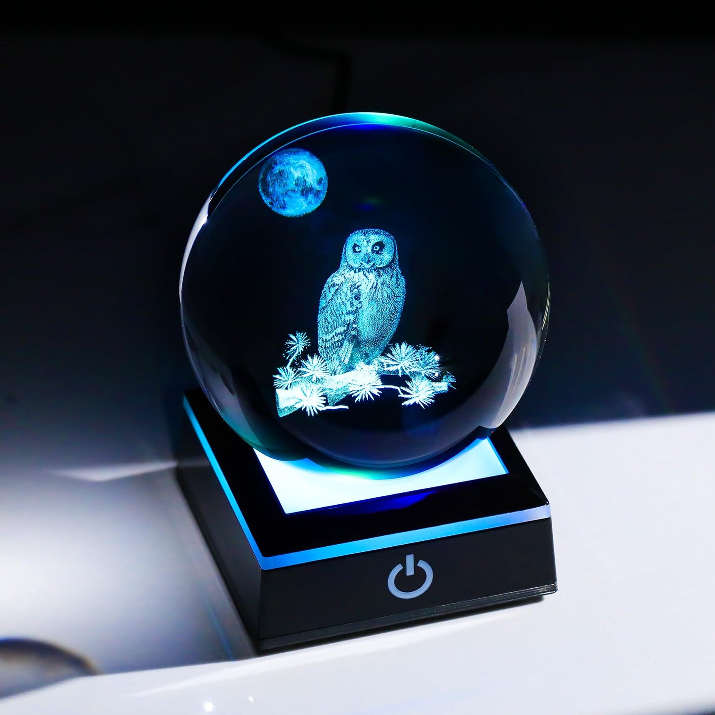Arikyrist 3D Owl Crystal Ball Figurine with LED Base Laser Owl Gifts for Men Women Owl Lovers on Christmas Birthday Decorative Owl Statue Ball Glass Animals Globe Night Light for Home Decor (80mm)