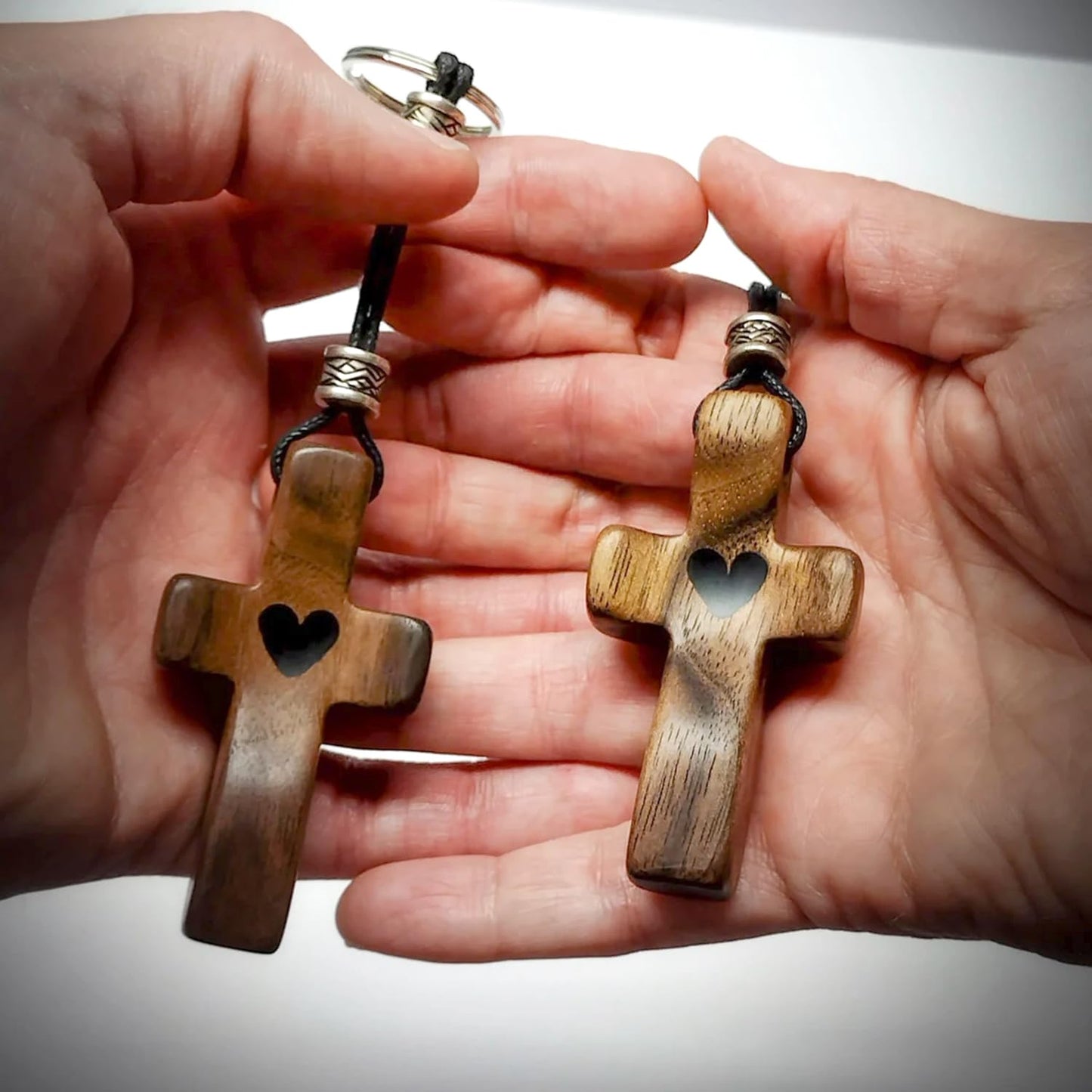 Yookin 2 PCS Cross My Heart | Encouragement Gift Wooden Cross Key Chain Fingertip Stress Relief Gifts Pocket Small Cross Christmas Gift Handheld Wooden Cross Key Chain