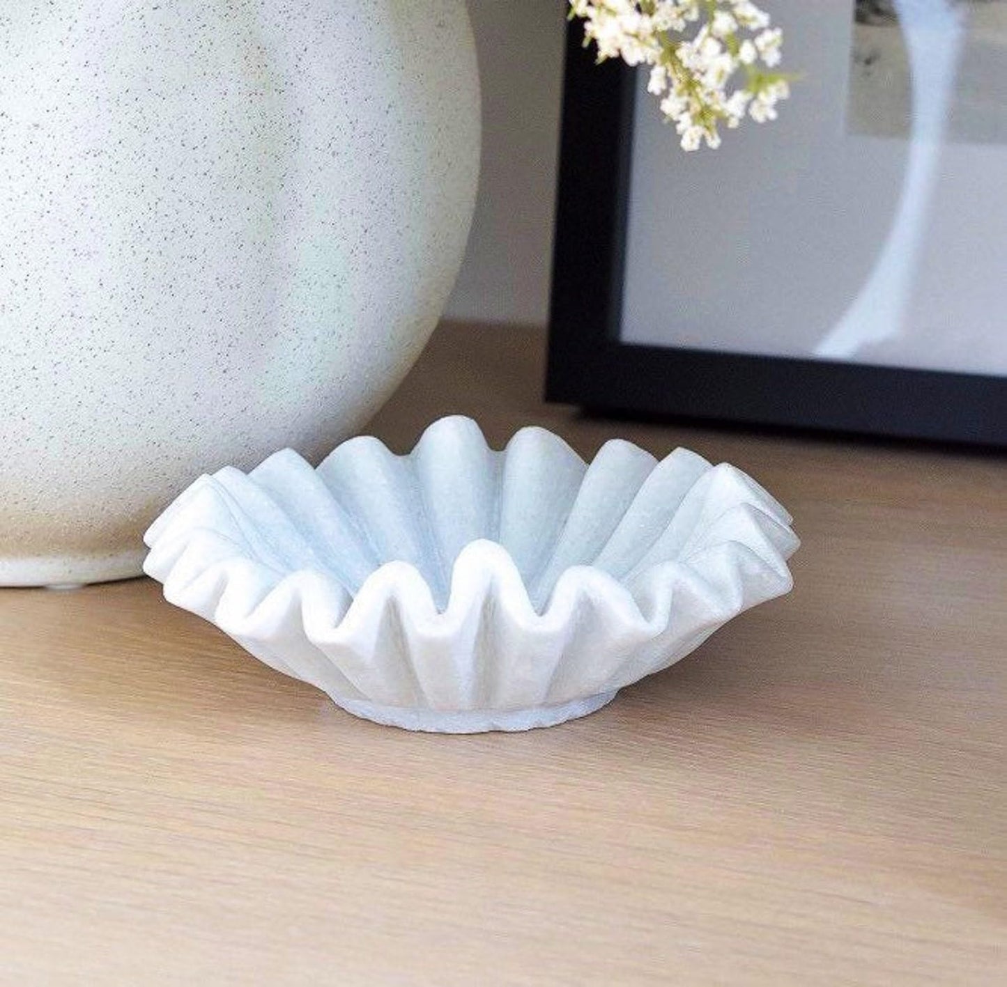 LE HOME DECOR Handmade Marble Scalloped Bowl - 7 inches/Decorative Ruffle Home Decor Bowl/Natural Stone Ruffle Dish/Handcrafted White Marble Dish (7 Inches)