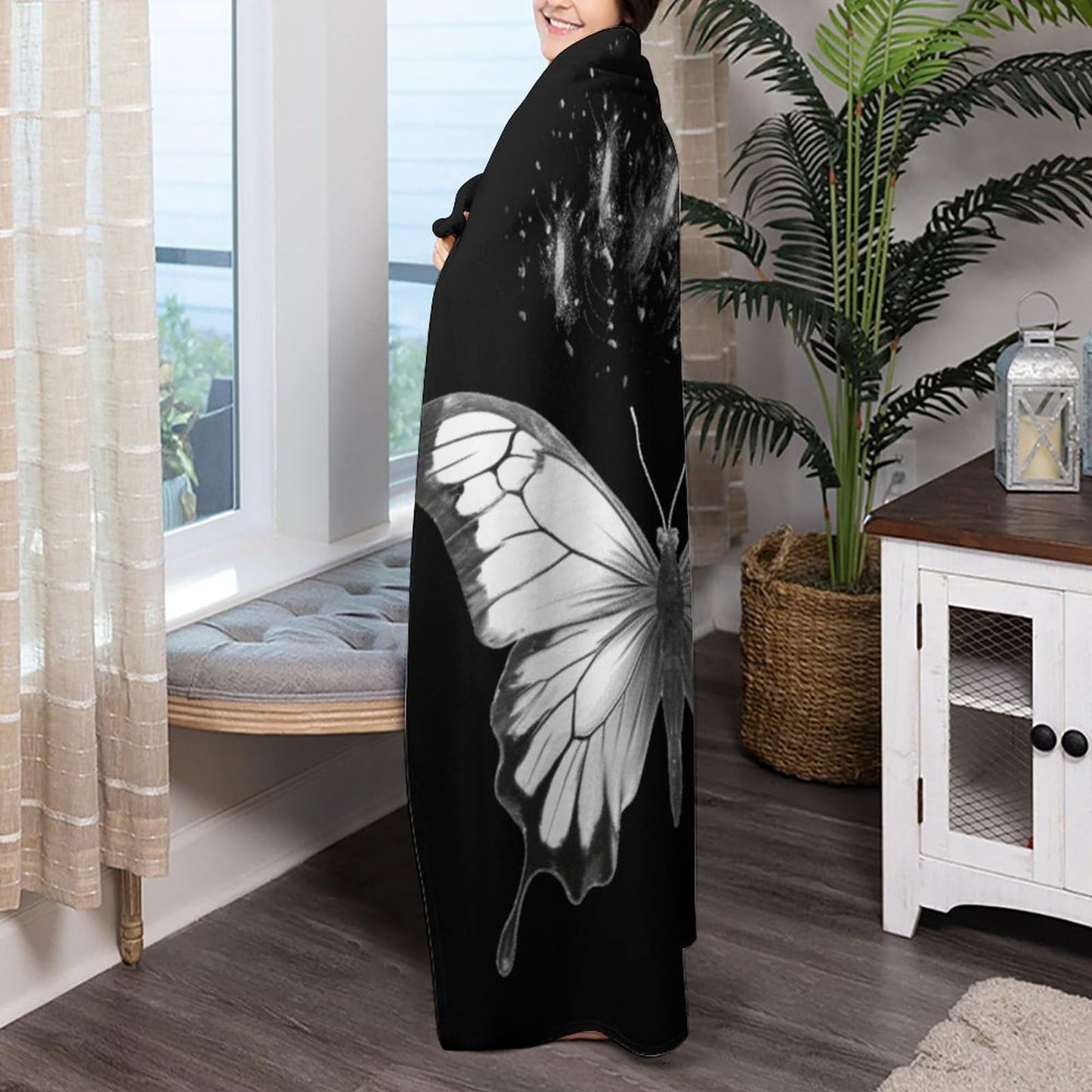 Joyidec Black White Butterfly Super Soft Winter Comfy Throw Blanket Flannel Fleece Lightweight Blanket for Couch Car Bed 50x60 in