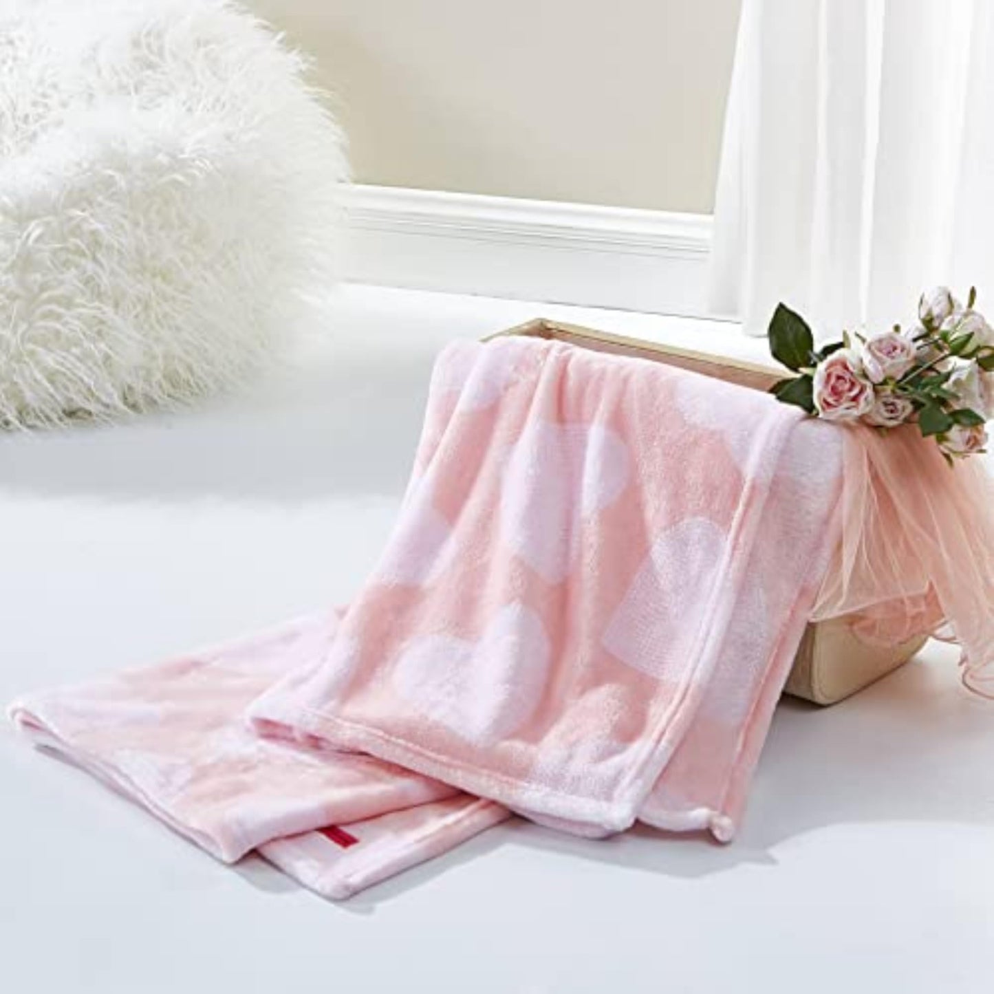 Betsey Johnson - Throw Blanket, Buttery-Soft Throw Blanket for Couch or Bed, Boldly Plush & Oversized Bedding (Dotted Heart Pink, 50" x 70")