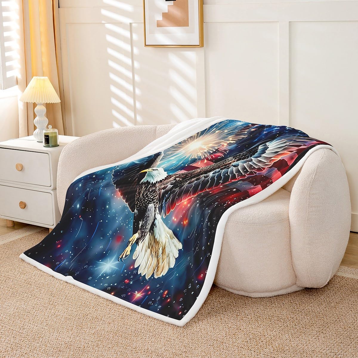 Erosebridal Eagle Throw Bed Blanket American Flag Sherpa Blankets Fireworks Background Eagle Bird Fleece Blankets Flying Animal Flannel Blanket Throw 50"X60" for Kids Boys Teen Room Decor