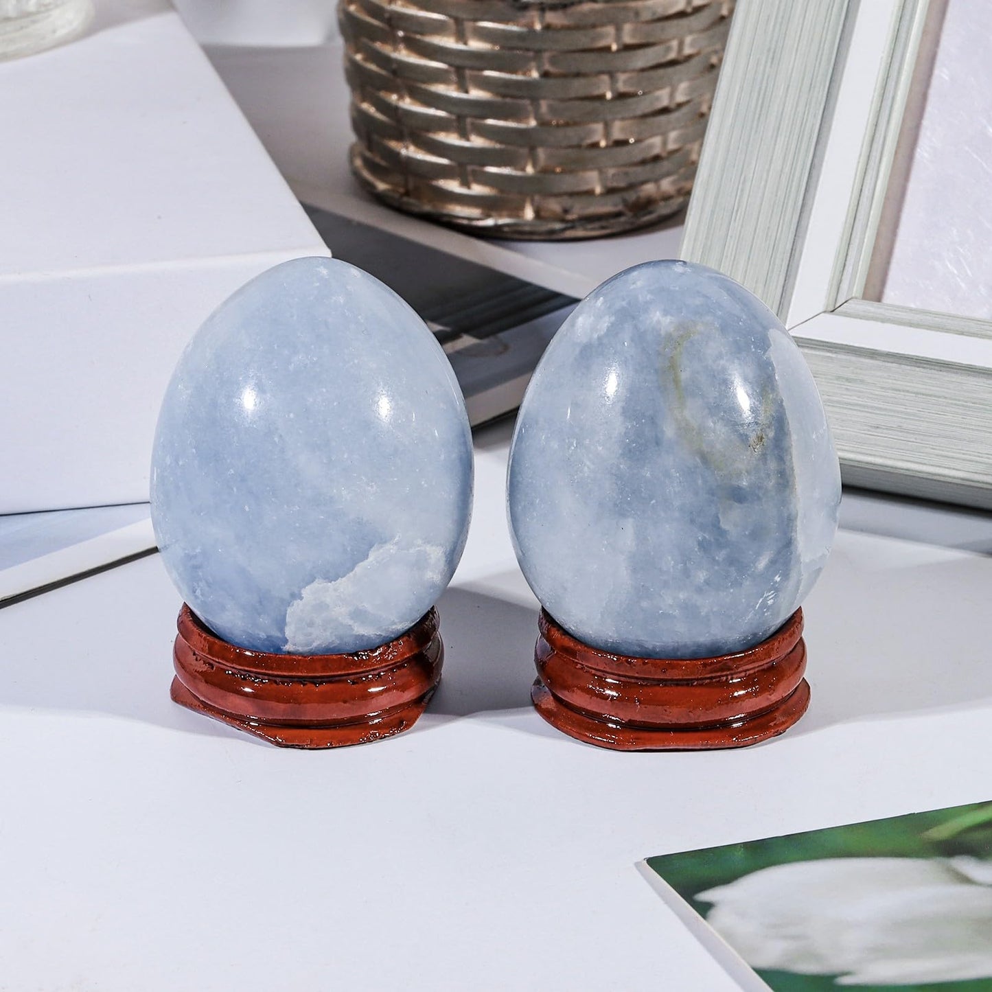 Sportmusies Natural Blue Celestite Stone Egg with Wood Stand, Polished Reiki Stone Egg Figurine Decoration for Home Desk Meditation, 2-2.36 inches