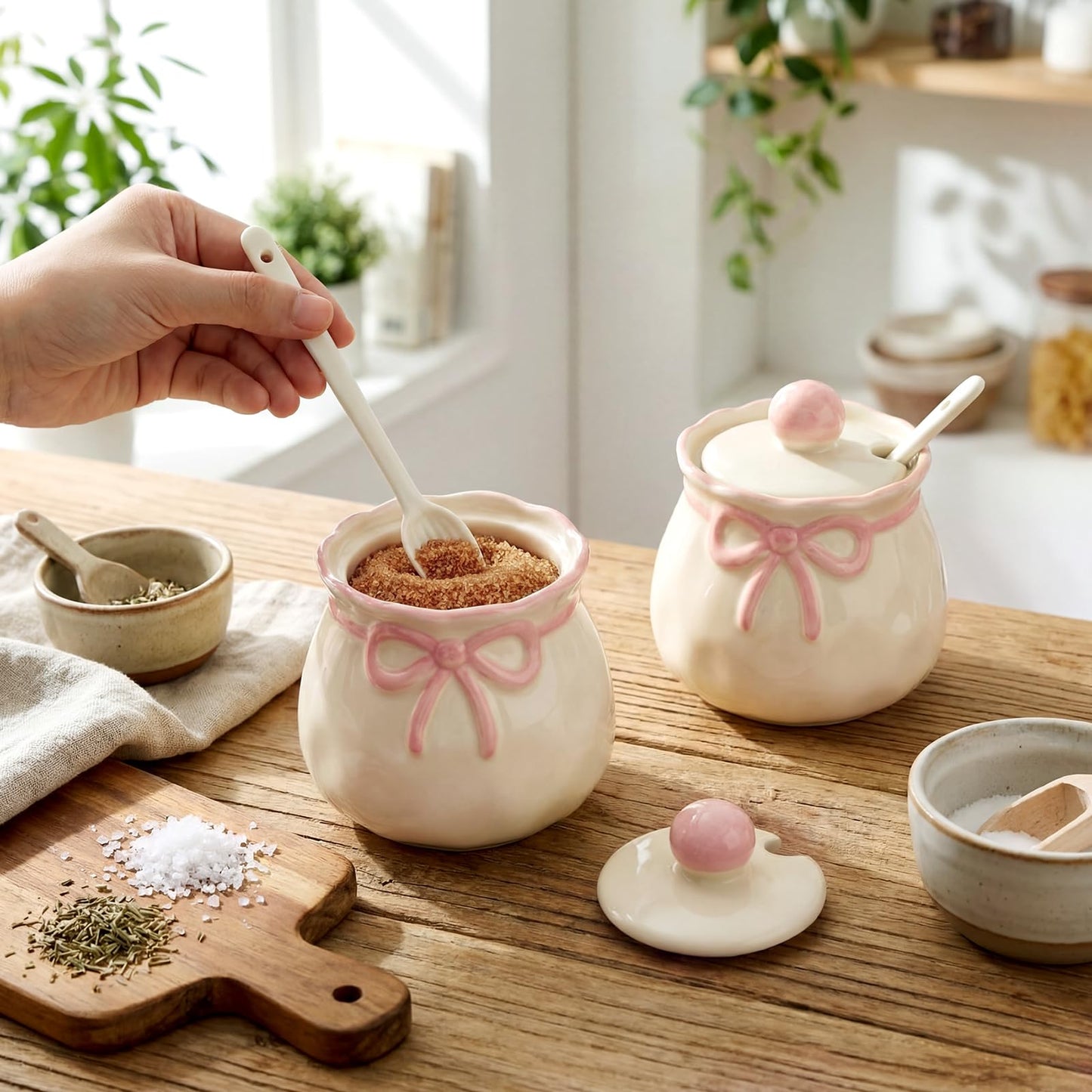 Ferrochef 2 Pcs Pink Bow Salt and Pepper Containers Cute Sugar Container with Lid Ceramic Salt and Pepper Cellars with Lids Spoons Pink Kitchen Gift for Women Coquette Decors for Spice Housewarming