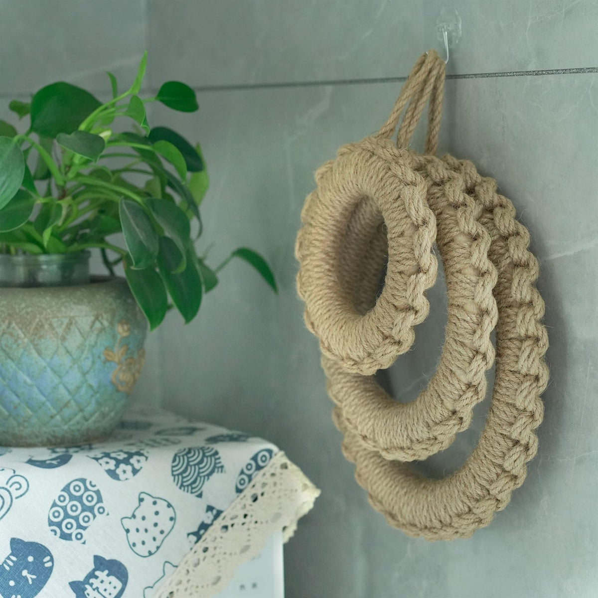 Trivets for Hot Dishes Round Jute Woven Trivet Set 3, Handwoven Trivet Mat for Duch Oven, Hot Pots, Pans, Teapot and Tabletop